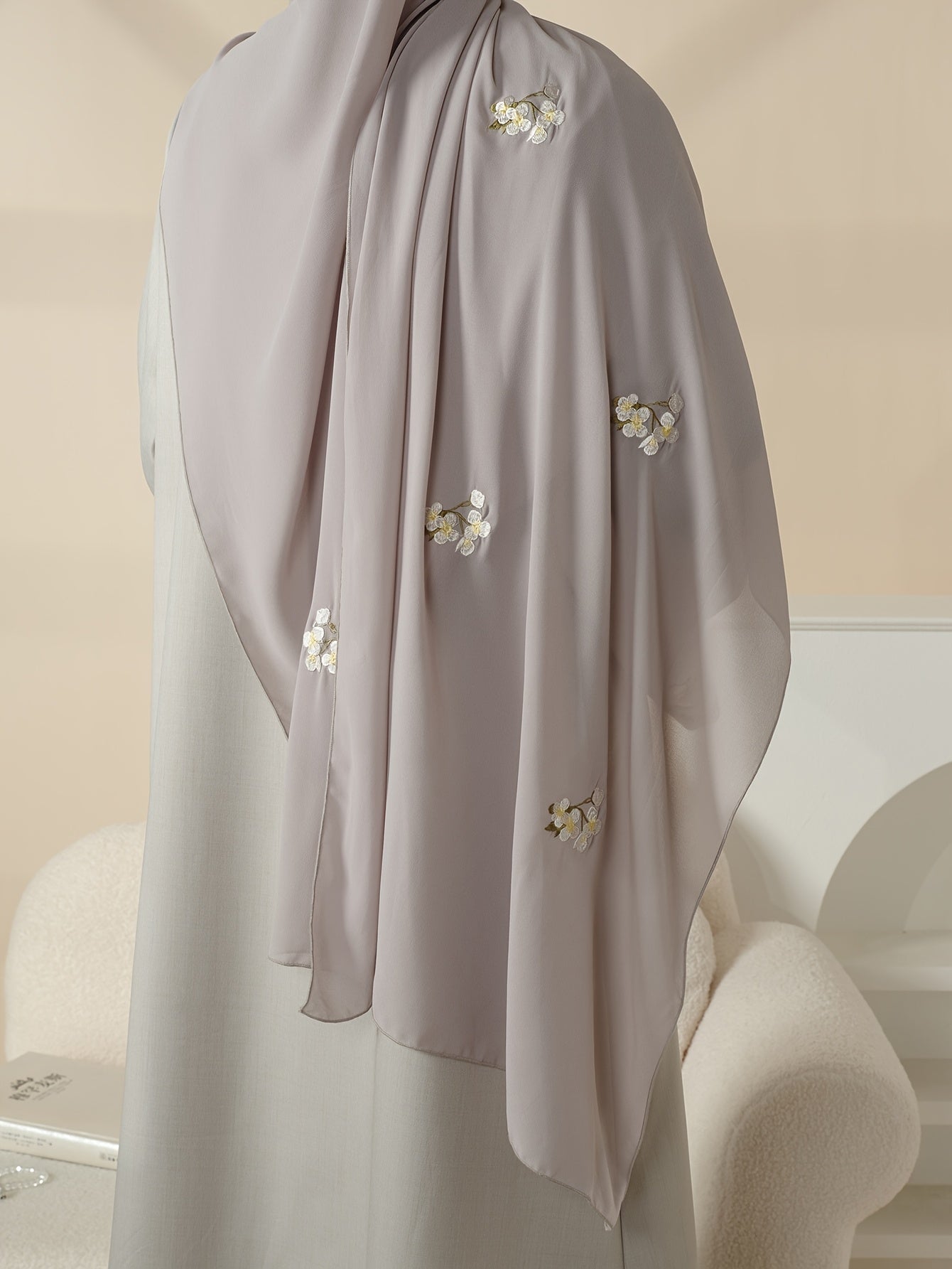 Elegant Floral Polyester 3pcs Set Abaya Gown, Open with Pocket Lining, 150G/M² Fabric Weight, Middle East Collection, for Women