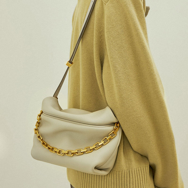 2025 New Women's Bag, Leather Crossbody Pleated Cloud Messenger Bag, Fashionable Chain Dumpling Bag, Single Shoulder Crossbody Bag