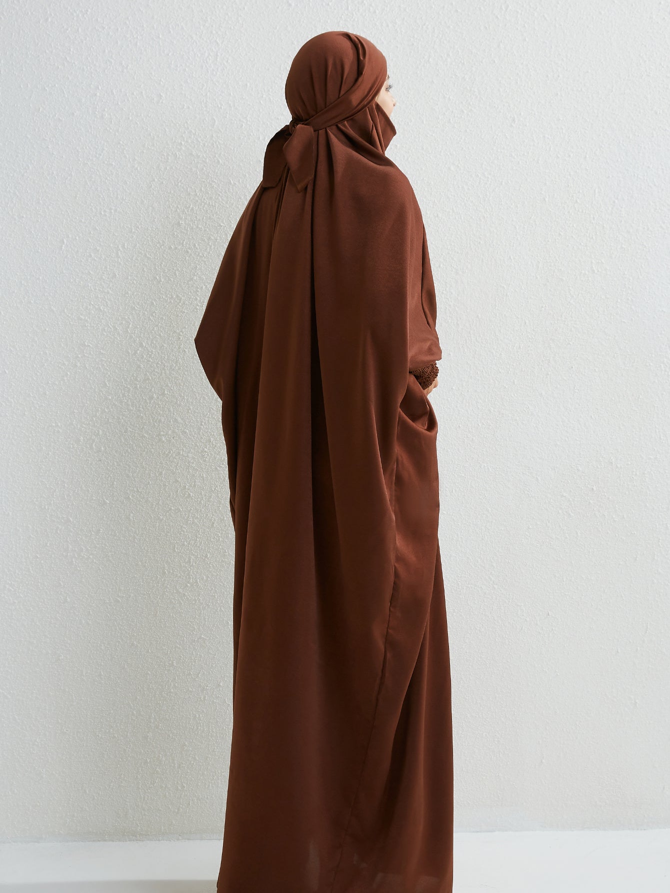 Elegant Loose-Fit Abaya Robe with Built-In Headscarf - Modest Ramadan Prayer Dress, Long Sleeve Butterfly Cuff Traditional Middle Eastern Full-Length Cover Dress, Solid Color Machine Washable, Religious Attire, Allseason Wear