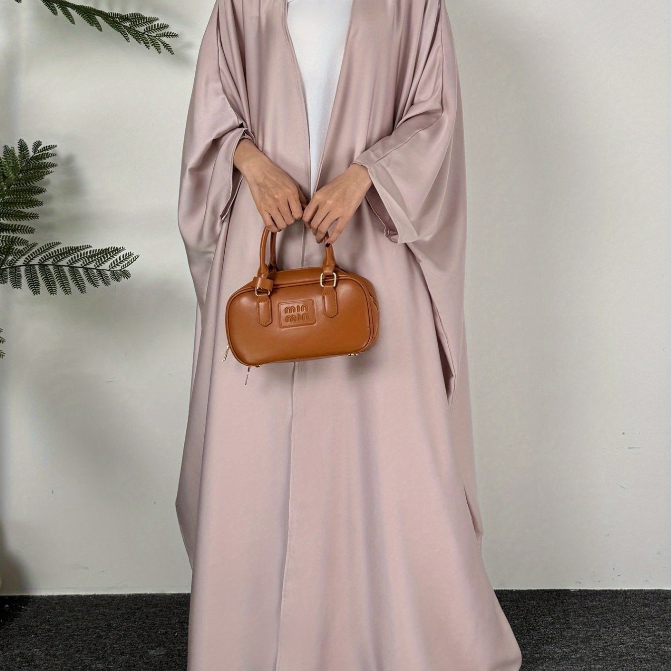 Elegant Plus Size Long Batwing Sleeve Abaya - Loose Fit, Solid Color Polyester Kaftan Cardigan for Muslim Women, Middle Eastern, Arab