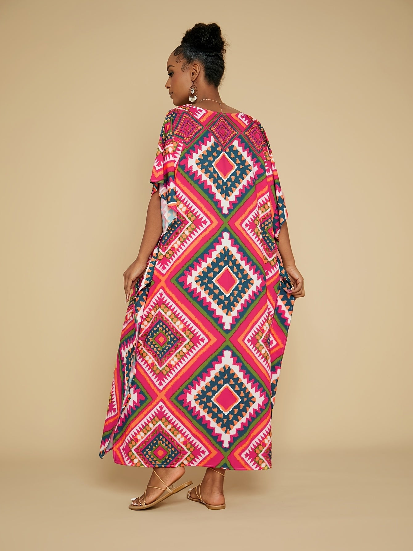 Women's Elegant V-neck Gown Skirt Square Geometric Pattern Resort Beach Caftan Cover-up Is Suitable For Spring, Summer and Autumn