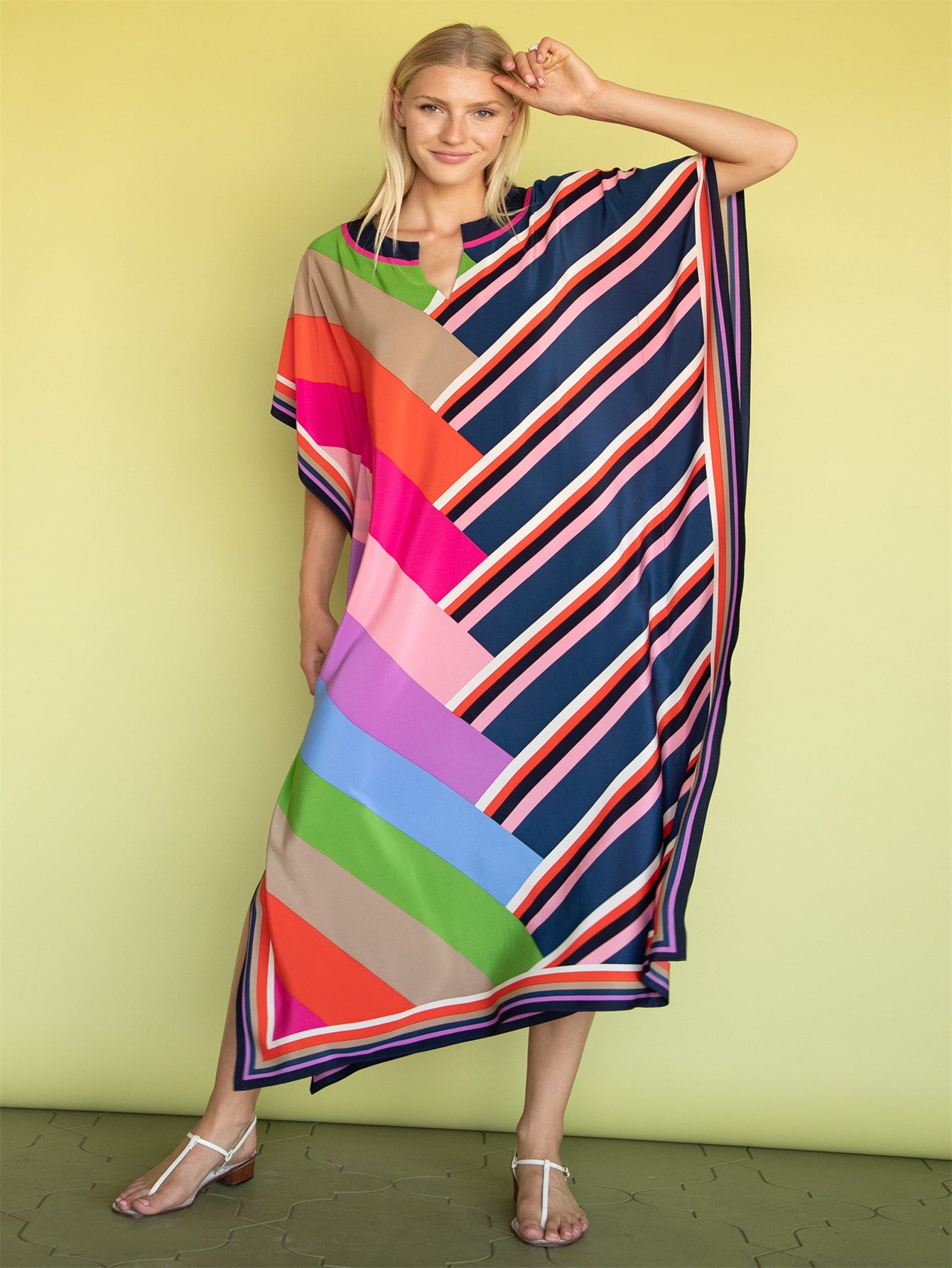 Women's Bohemian Style Allover Geometric Print V Neck Side Split Maxi Cover Up Kaftan Dress, Women's Plus Size Swimwear & Clothing