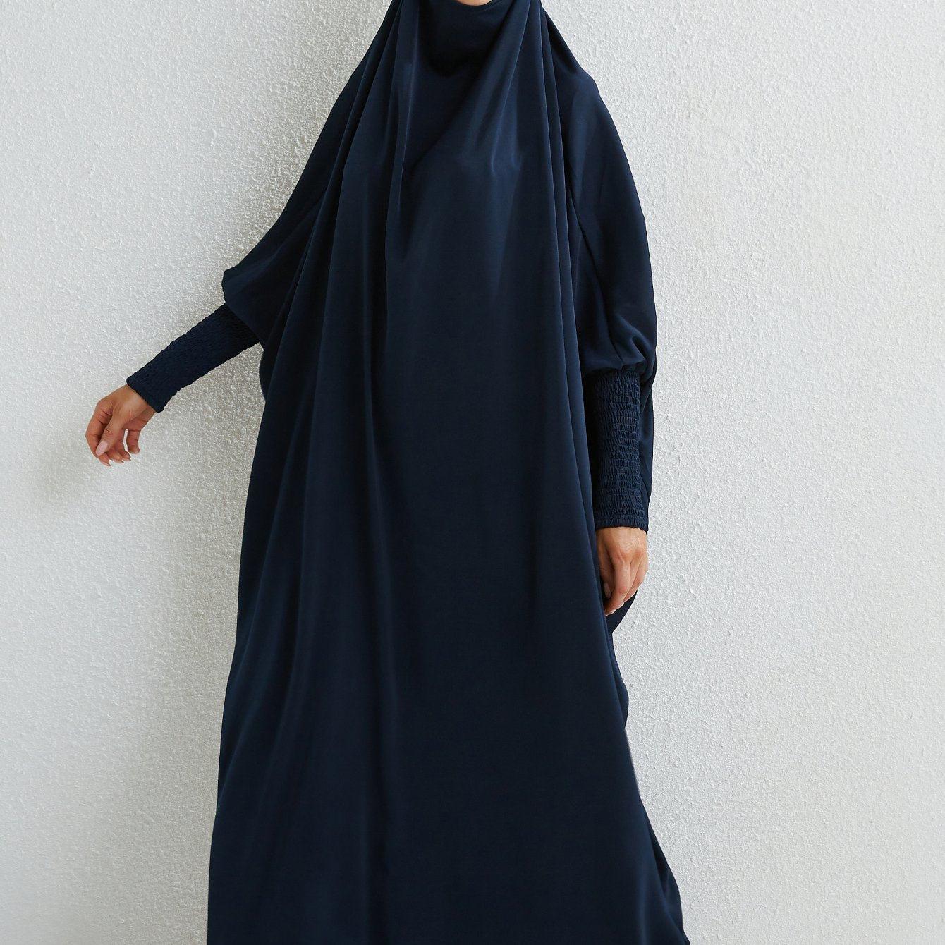 Elegant Loose-Fit Abaya Robe with Built-In Headscarf - Modest Ramadan Prayer Dress, Long Sleeve Butterfly Cuff Traditional Middle Eastern Full-Length Cover Dress, Solid Color Machine Washable, Religious Attire, Allseason Wear