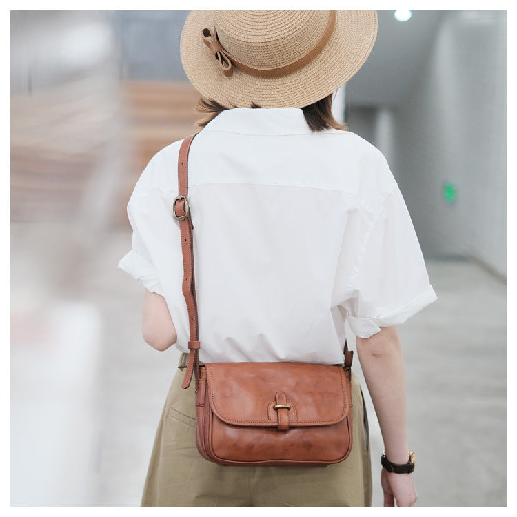 Japanese-Style Vintage Crossbody Shoulder Bag - Genuine Leather with Adjustable Strap & Golden-Tone Clasps, Zipper Closure, Polyester Lining