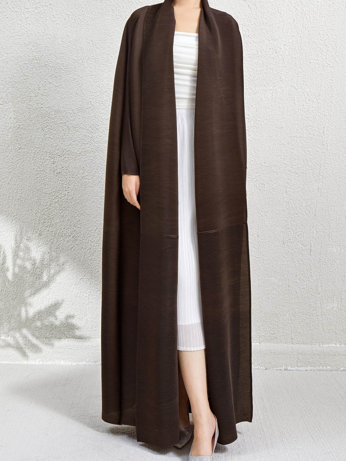 Elegant Women's Loose-Fit Long Sleeve Emirati Abaya with Turn- Collar - Brown, High-Stretch Fabric, Full-Length Pants, Perfect for Spring & Fall, Muslim Dress, Muslim Dress | Loose Fit Abaya