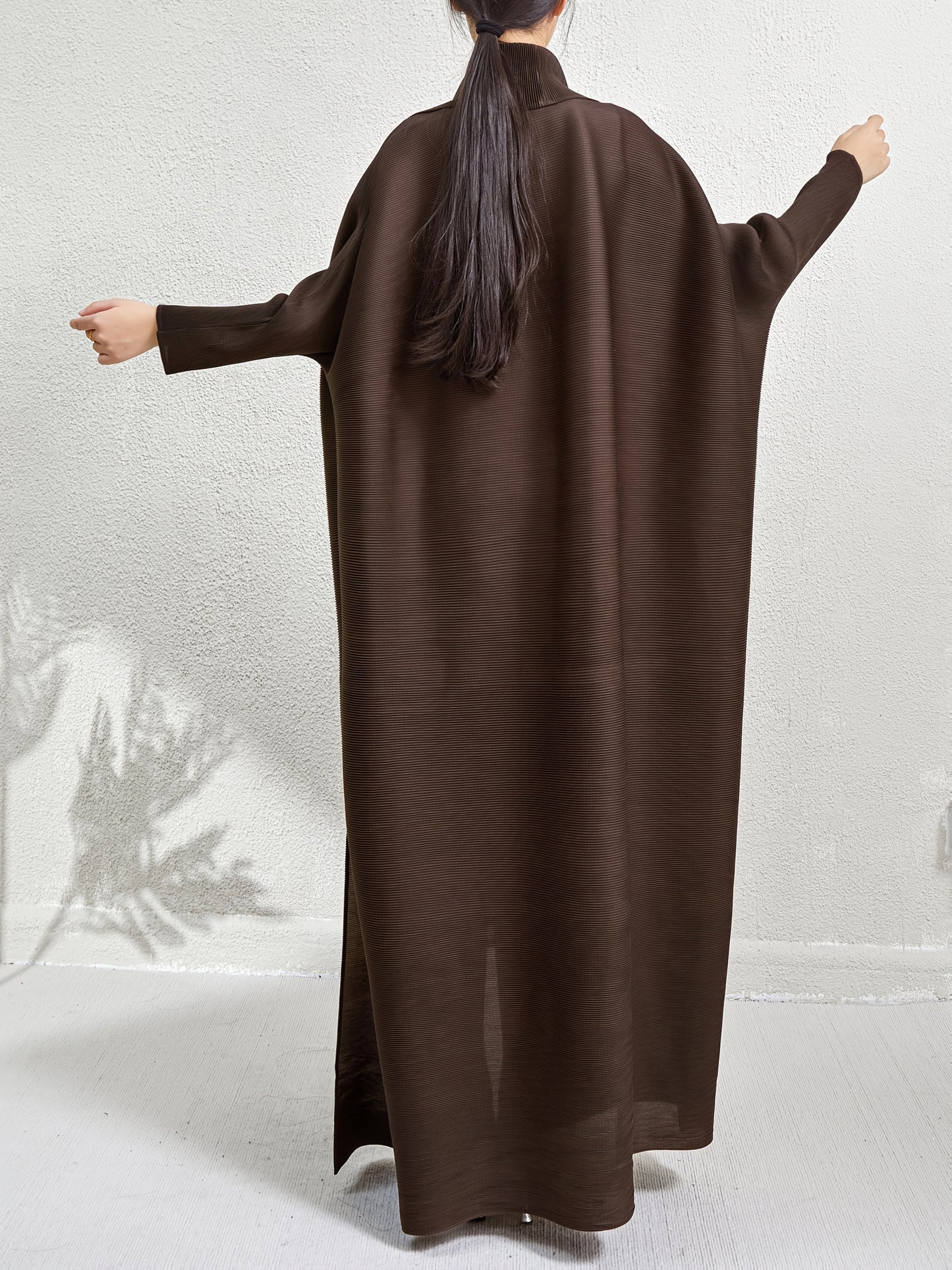 Elegant Women's Loose-Fit Long Sleeve Emirati Abaya with Turn- Collar - Brown, High-Stretch Fabric, Full-Length Pants, Perfect for Spring & Fall, Muslim Dress, Muslim Dress | Loose Fit Abaya