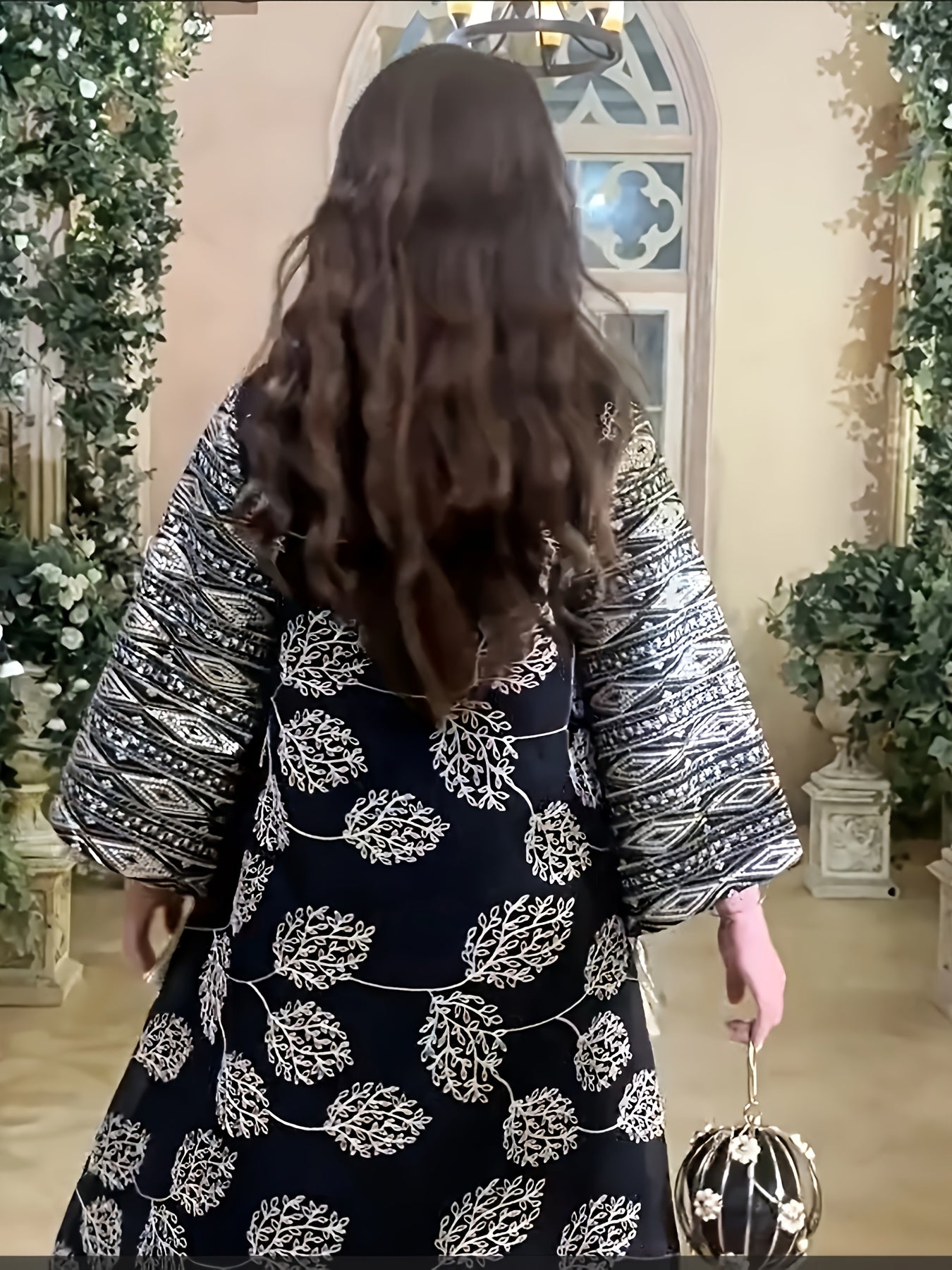 2025 Hot-Selling Black Mesh Embroidered Muslim Robe with Sequin Sleeves, Women's Elegant Kimono Abaya - Arabian Turkish Style for Eid al-Fitr, Travel, Party, and Home Evening Gown