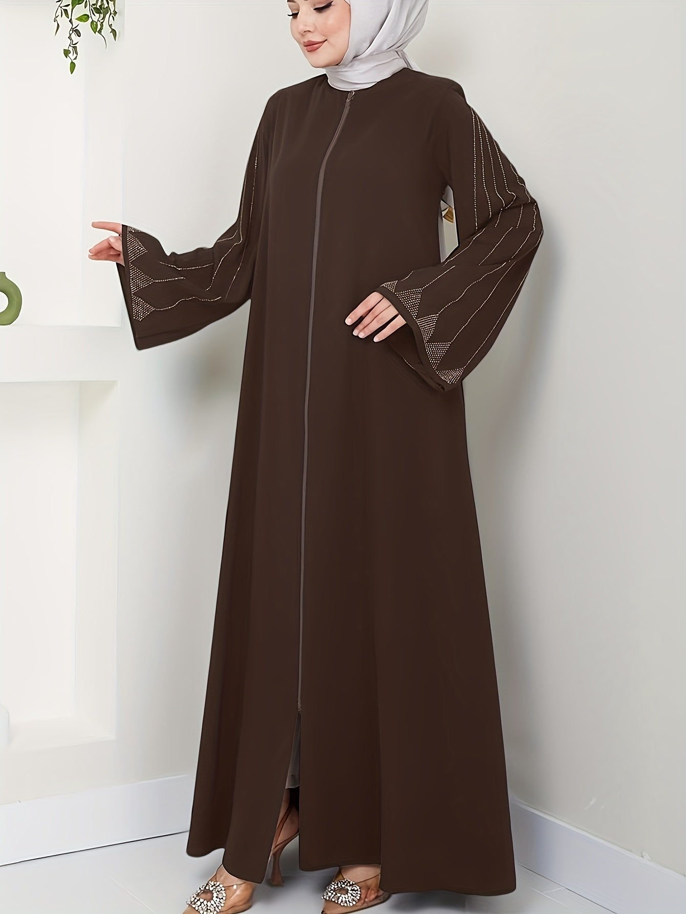 Elegant Brown Open Abaya for Women - Long Sleeve, Front Zipper Closure, Flowing Design, Perfect for Spring/Summer/Fall, Traditional Middle Eastern Style, Polyester Fabric