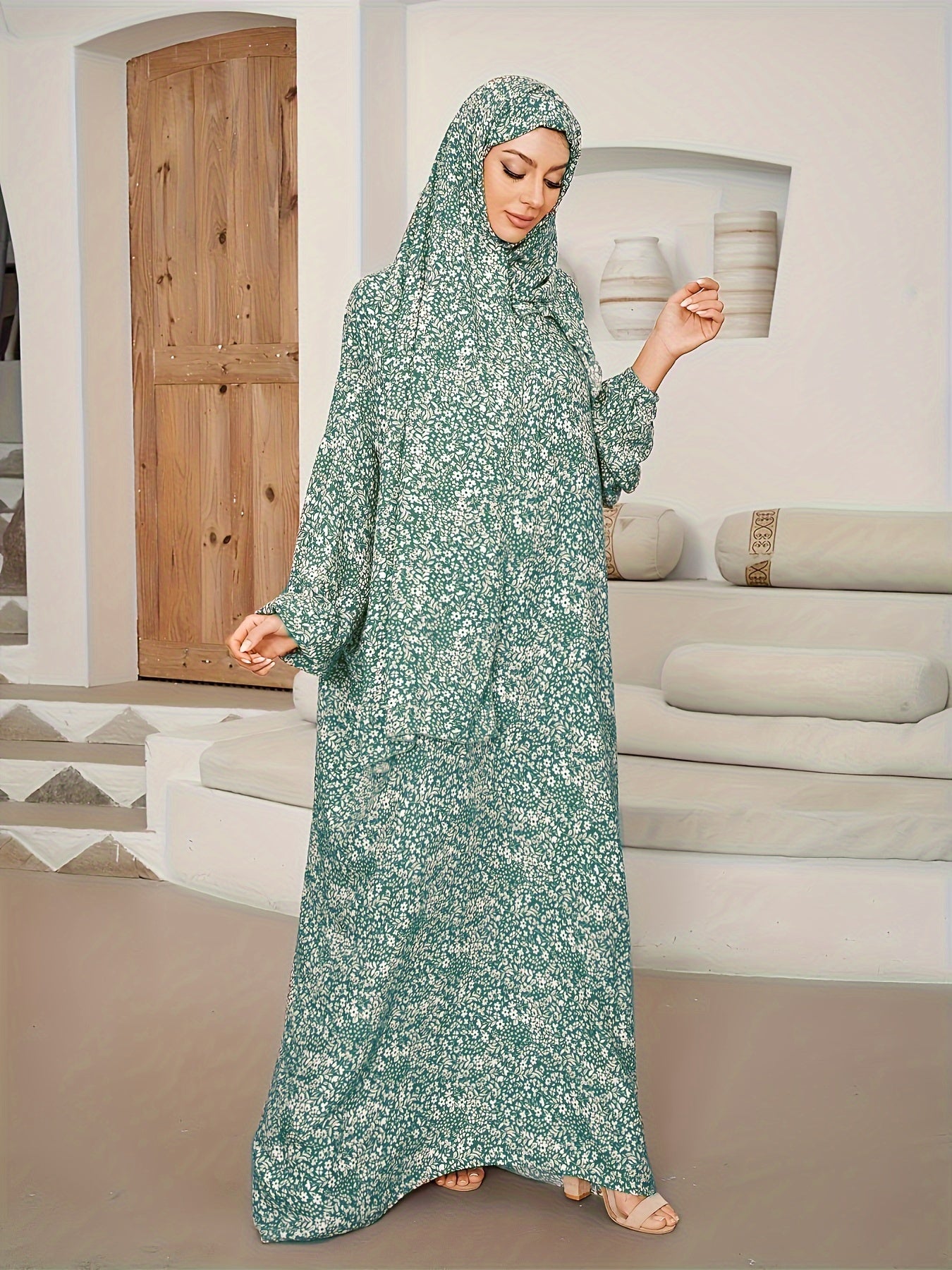 New Fashionable Traditional Scarf Prayer Palestinian Abaya for Muslim Women in the Middle East