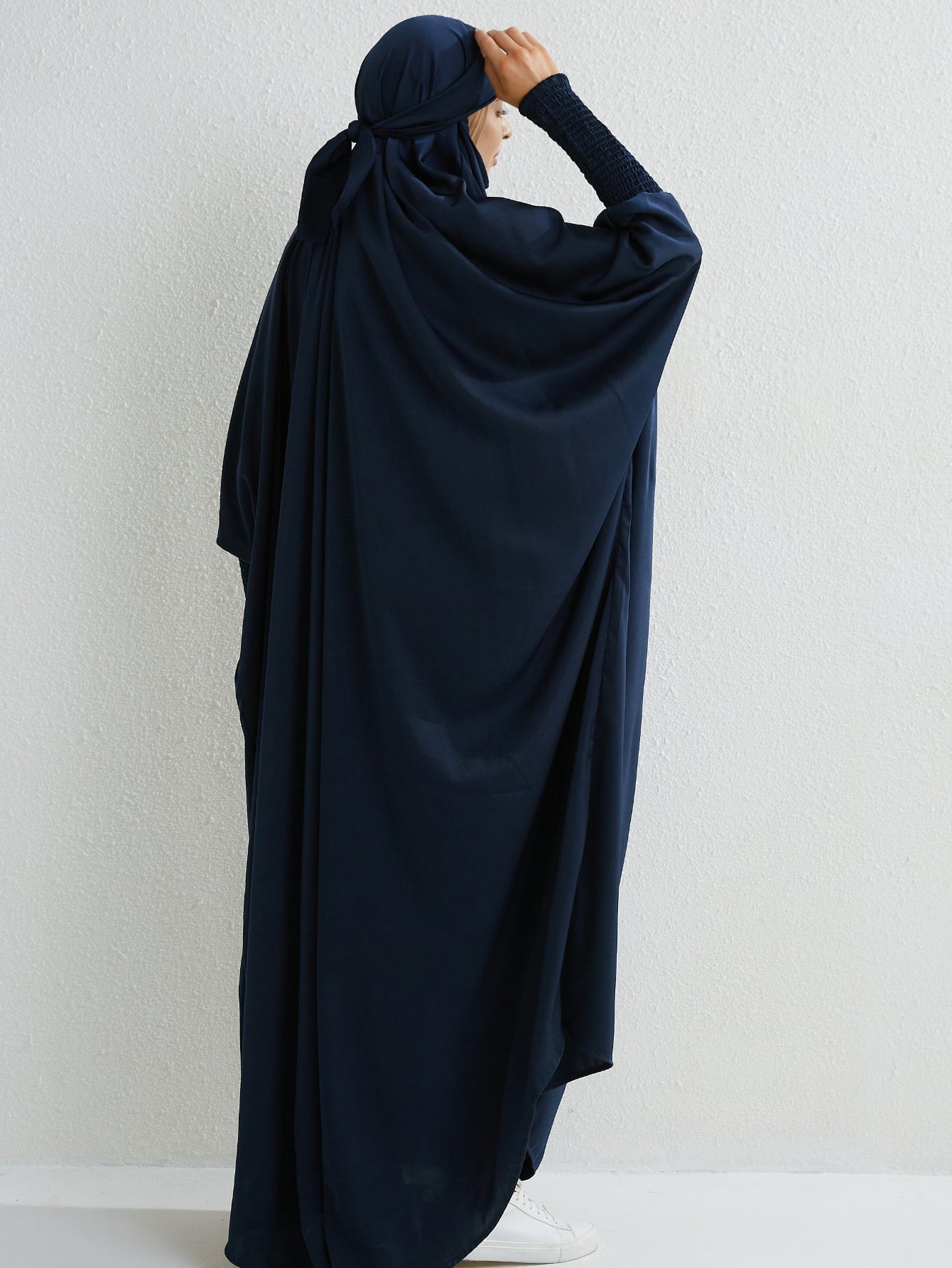 Elegant Loose-Fit Abaya Robe with Built-In Headscarf - Modest Ramadan Prayer Dress, Long Sleeve Butterfly Cuff Traditional Middle Eastern Full-Length Cover Dress, Solid Color Machine Washable, Religious Attire, Allseason Wear