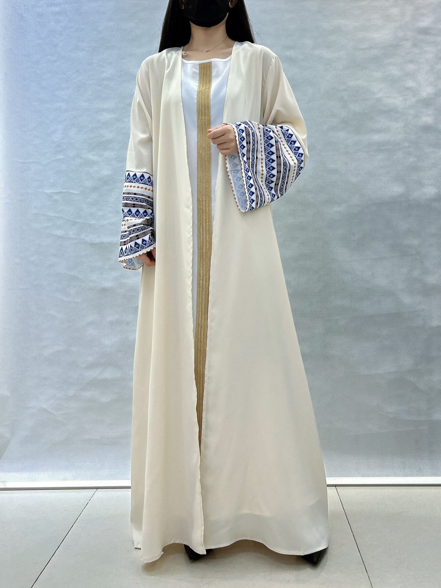 Elegant Women's Geometric Pattern Kaftan Dress - Polyester, Machine Washable, Non-Sheer Summer Abaya with Open Face Design