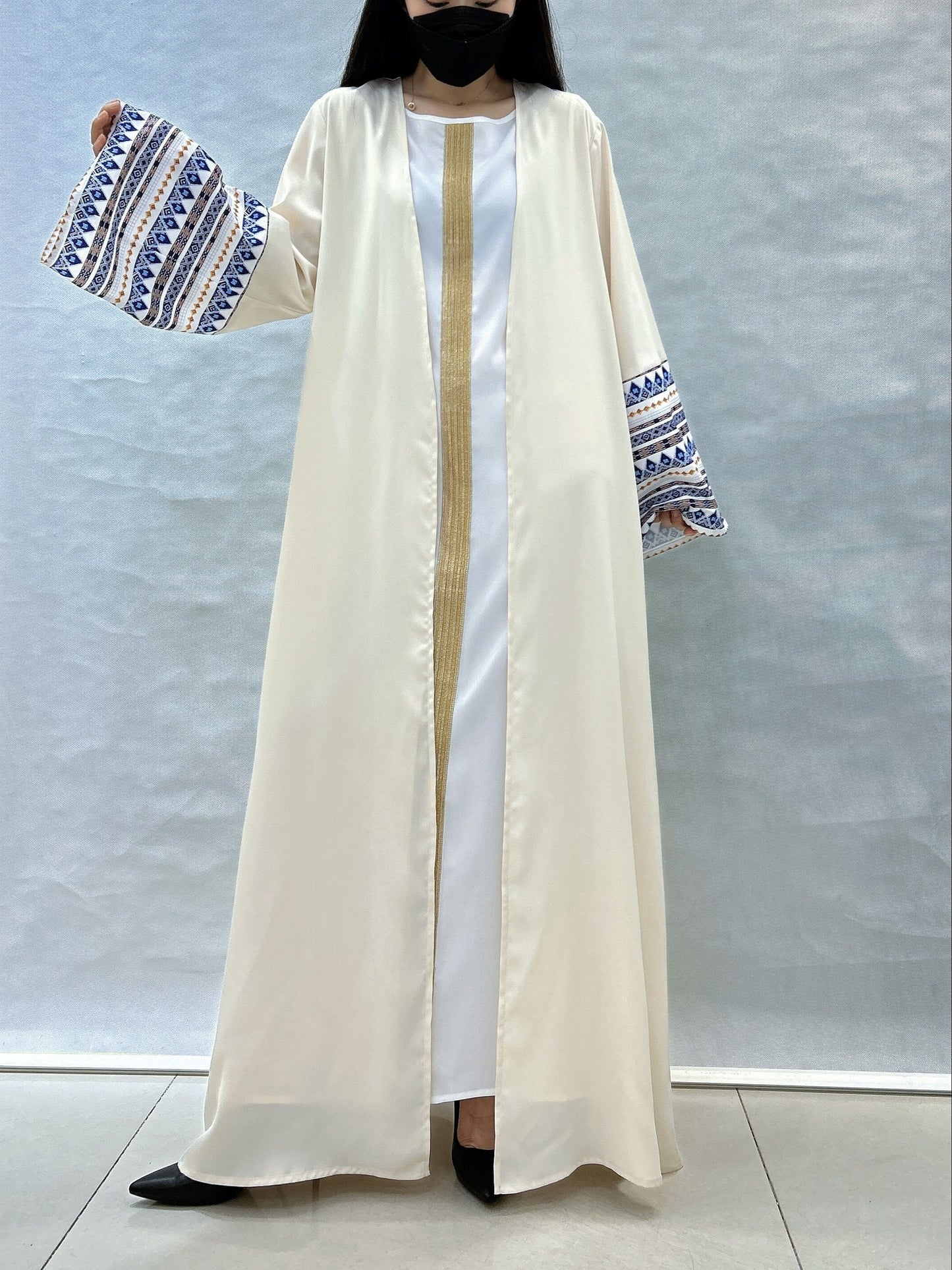 Elegant Women's Geometric Pattern Kaftan Dress - Polyester, Machine Washable, Non-Sheer Summer Abaya with Open Face Design