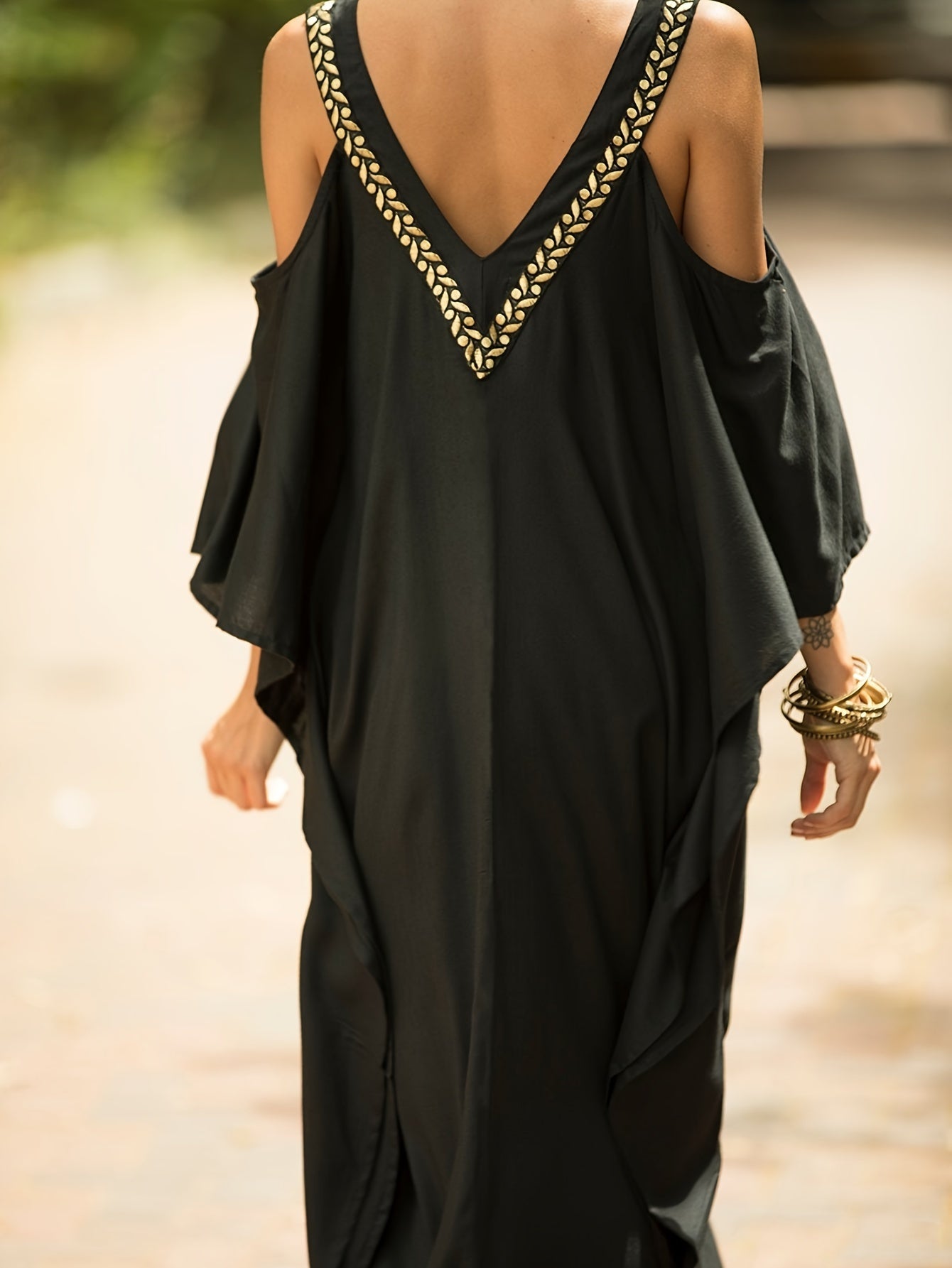 Plus Size Maroon V-Neck Kaftan Dress with Cold Shoulder Batwing Sleeves