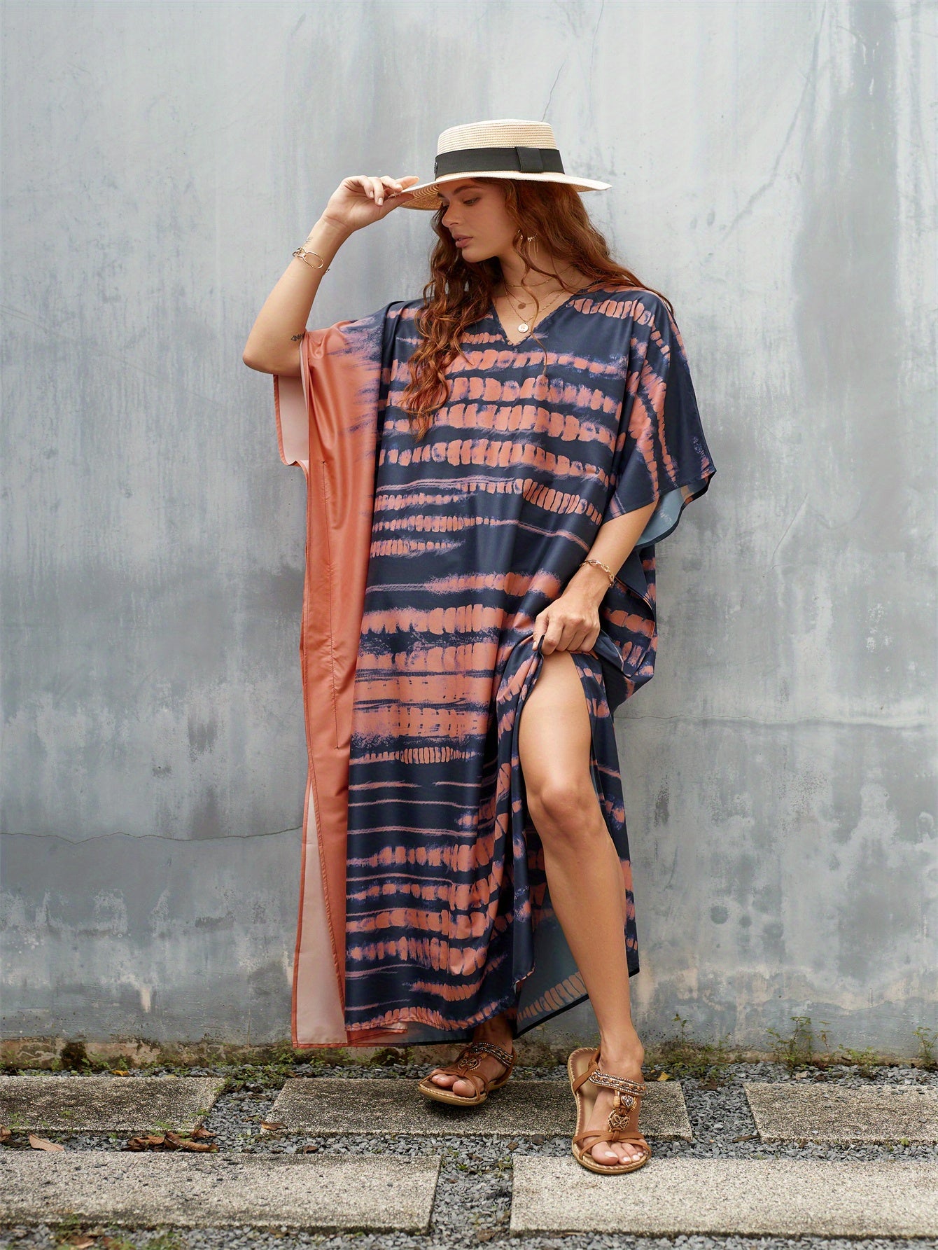 Stylish Plus Size Beach Kaftan Cover-Up with V-Neck & Side Slit - Lightweight Summer Dress in Vibrant Tie-Dye Pattern, Long Sleeves, Hand Washable, Perfect for Beach or Casual Outings, Relaxed Fit Clothing | V-neck Kaftan