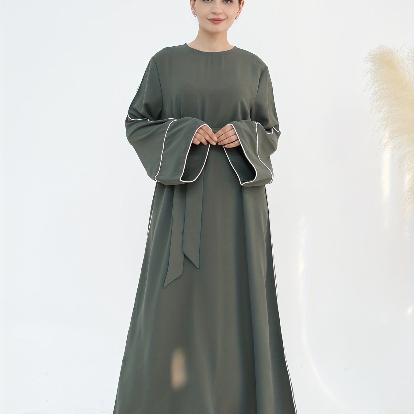 Women's Stylish Solid Color Dubai Turkish Abaya with Lace-Up Waist - Long Robe with Belt, Sleeveless, Polyester, All-Season Wear, Casual Attire|Elegant Attire|Polyester Fabric
