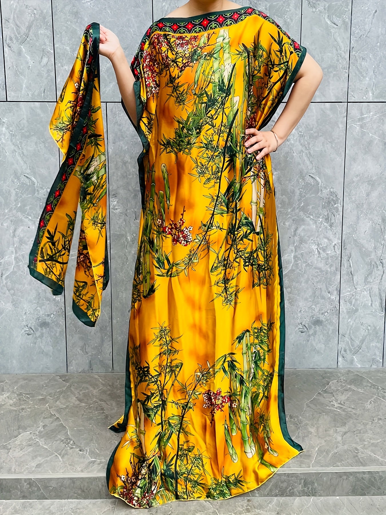 Elegant Plus Size Women's Batwing Sleeve Maxi Kaftan Abaya | All-Over Floral Print, Flowy Loose Fit, Breathable Lightweight Fabric, H-Line Silhouette for Beach, Summer