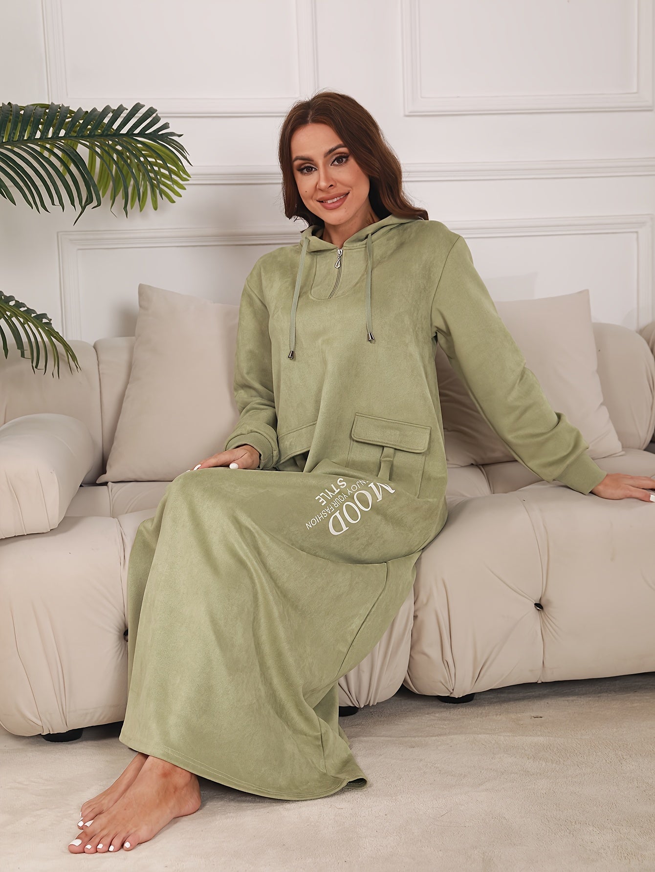 Women's Casual Long Sleeve Hooded Abaya with Zipper Collar and Pockets - Arabic Alphabet Print, Non-Stretch Fabric, Loose Fit for All Seasons, Casual Wear|Hooded Dress|Pocketed Dress