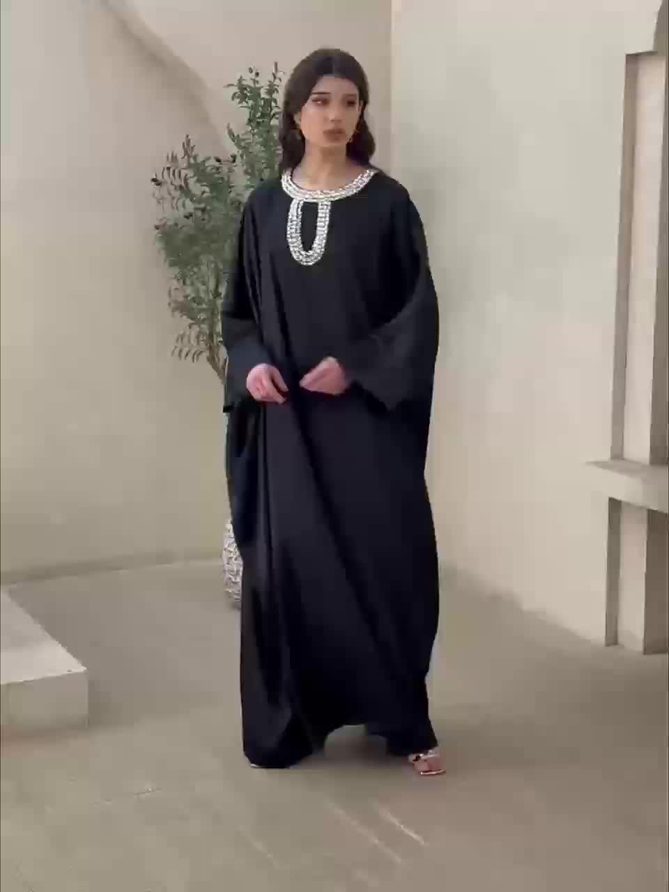 Women's Abaya Islamic Robe - Elegant Long Maxi Kaftan Dress with Floor Coverage, Formal & Everyday Muslim Gown - Machine Washable Islamic Clothing for Women - Non-See Through Islamic Dress