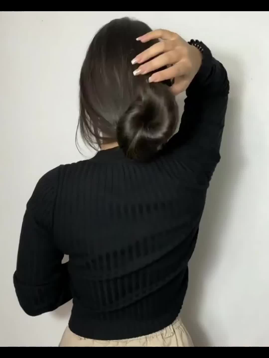 Real Human Hair Clip-In Extensions, Seamless Design for Women, Made from Remy Hair, Featuring Double Wefts with 8pcs Available in Lengths from 14 to 24 Inches, Transitioning from Natural Black to Chestnut Brown