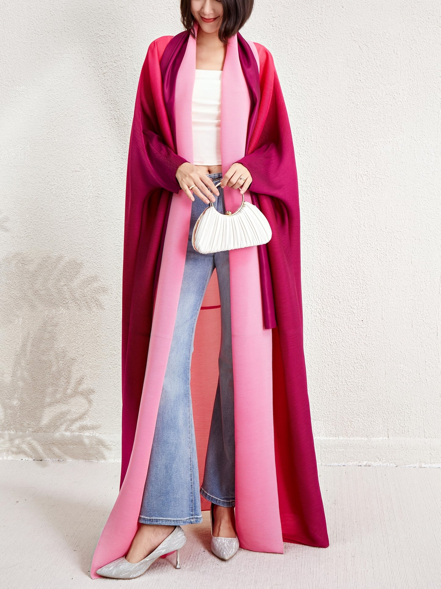 Elegant Plus-Size Gradient Emirati Abaya Robe with Batwing Sleeves - Pink to Purple Transition, Pleated Trench Coat with Lace-Up Detail, High-Stretch Polyester, Machine Washable for Women