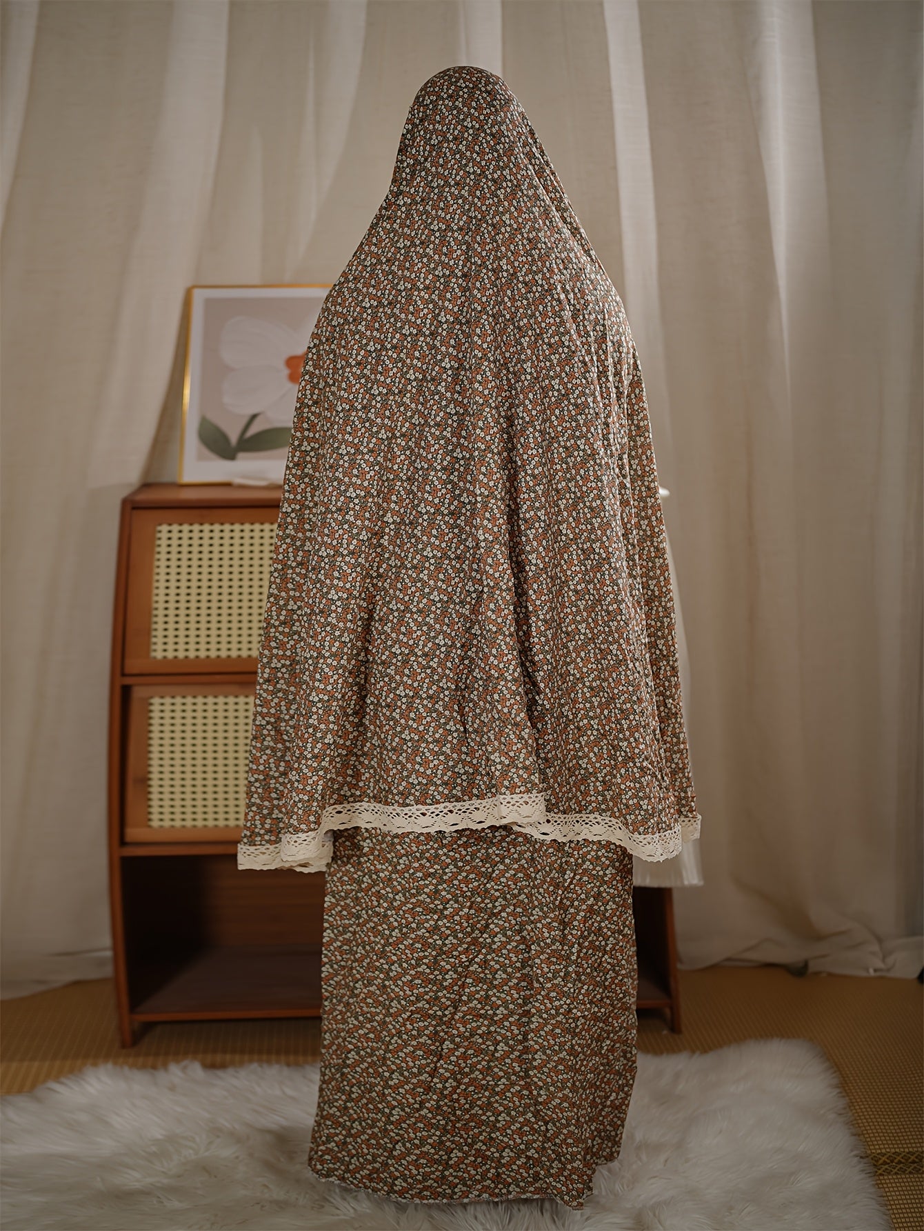 Two-Piece Hooded Jilbaab Outfit for Muslim Women in The Middle East