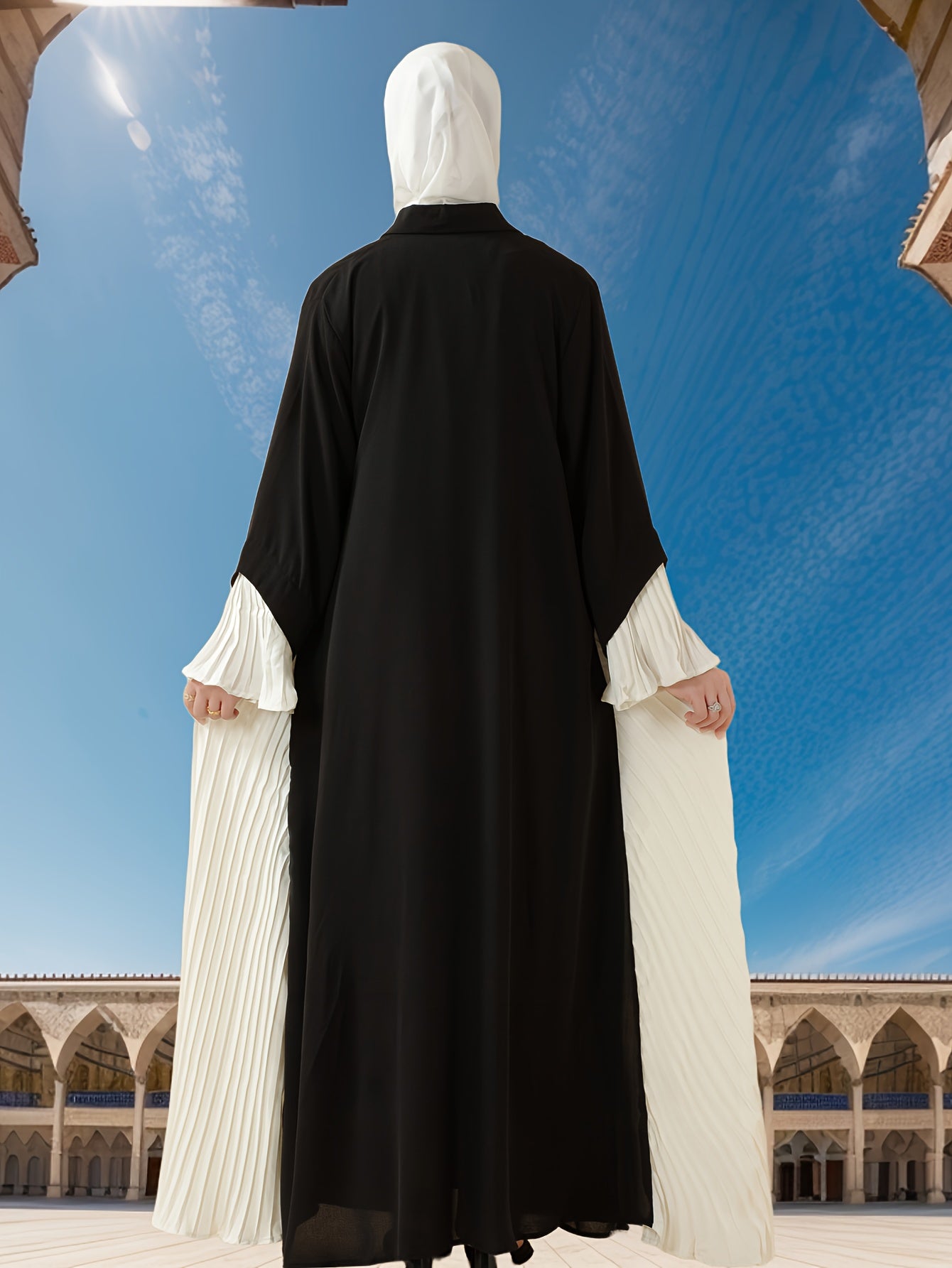 Elegant Black and White Contrast Pleated Open Front Abaya, Summer Lightweight H-Line Silhouette, Breathable Non-Stretch Fabric, Regular Sleeve Design for Women, Cultural & Formal Wear