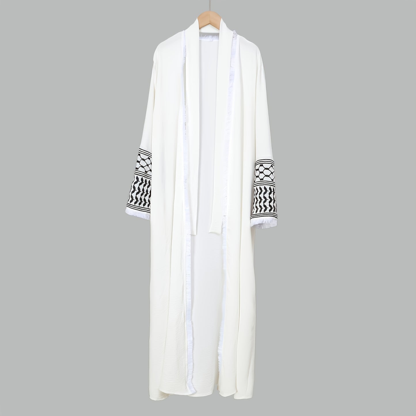 1pc Elegant Vintage Embroidered Arabic Abaya with Belt & Pockets - Black & White Geometric Pattern, Intricate Embroidery, Polyester All-Season Wear for Women, Ramadan