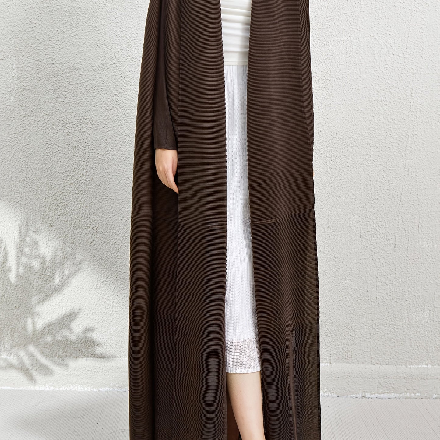 Elegant Women's Loose-Fit Long Sleeve Emirati Abaya with Turn- Collar - Brown, High-Stretch Fabric, Full-Length Pants, Perfect for Spring & Fall, Muslim Dress, Muslim Dress | Loose Fit Abaya