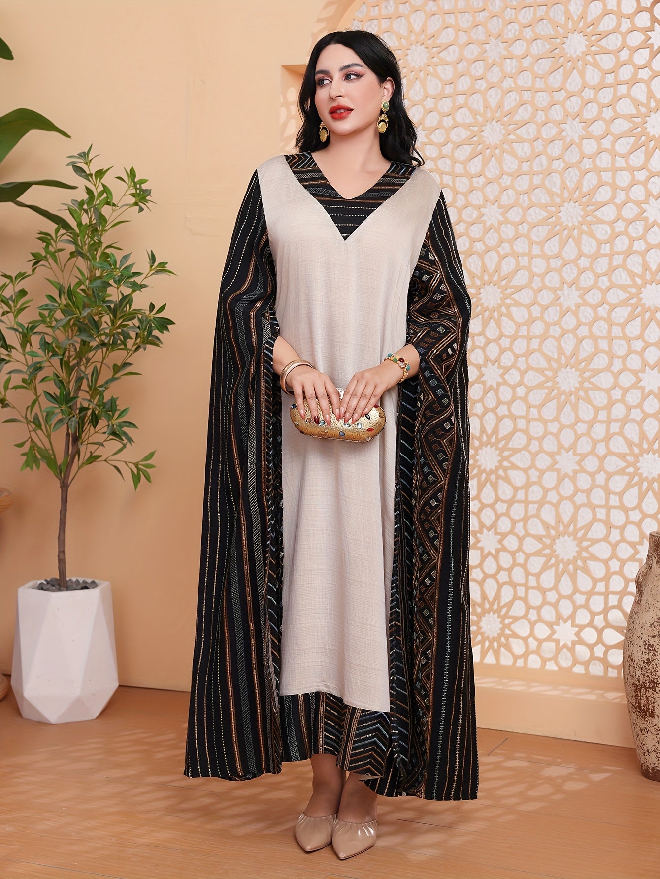 Directional Heavy-Duty Golden-Colored Beaded Embroidery Arabic Women's Elegant Kaftan Abaya with V-Neck, Majestic and Fashionable Traditional 2025 Spring/Summer