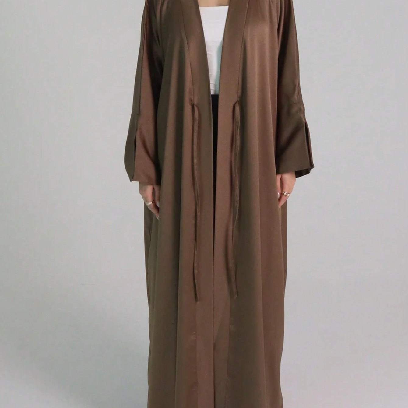 Elegant Arabic Abaya Robe - Long Sleeve Loose Fit Solid Color Modest Cover-Up with Raglan Sleeves, Machine Washable All-Season Comfort, Middle Eastern Traditional Dress for Women
