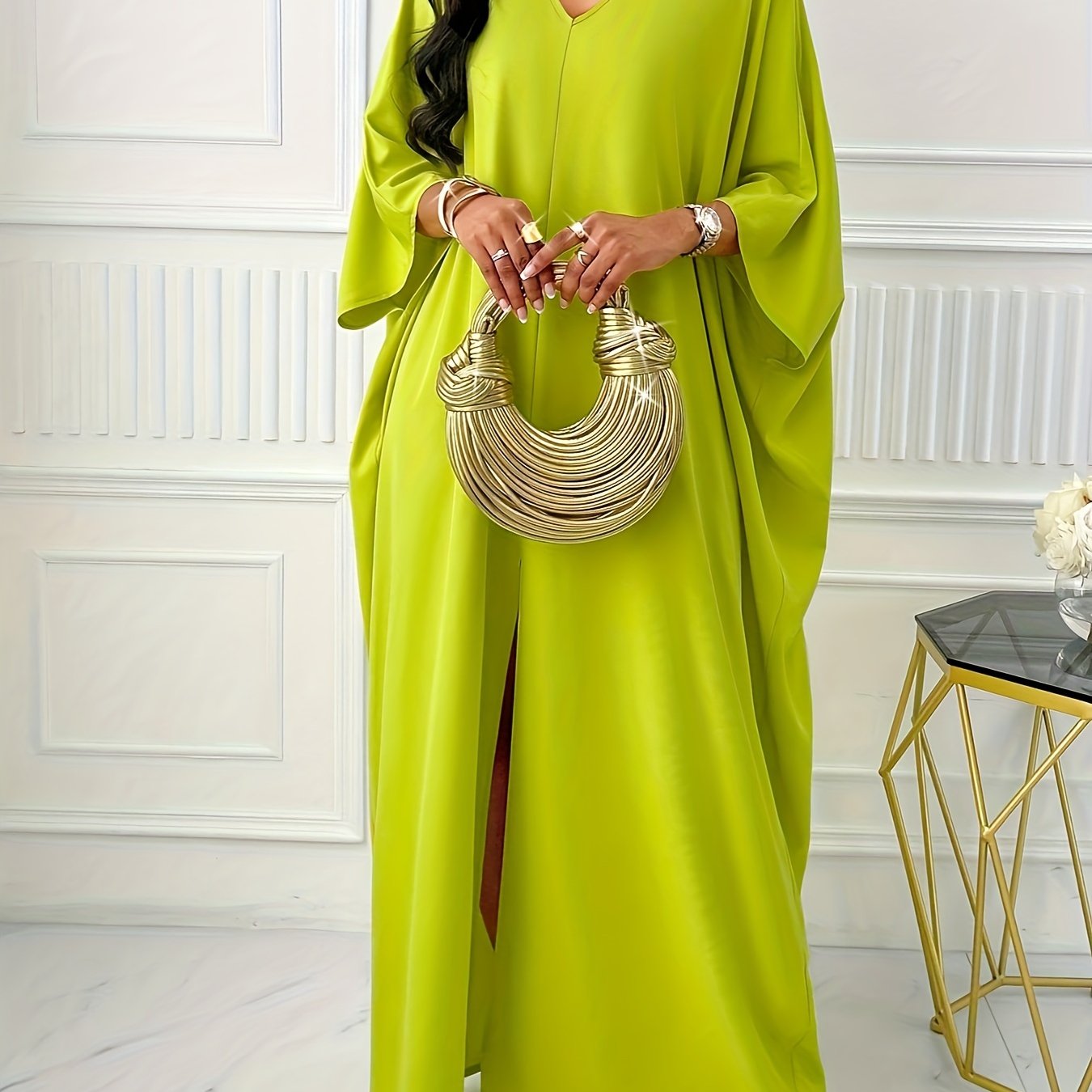 Elegant Plus Size V-Neck Batwing Sleeve Turkish Kaftan Abaya Dress | 100% Polyester Machine-Washable H-Line Silhouette for All-Season Wear with Slit Hem