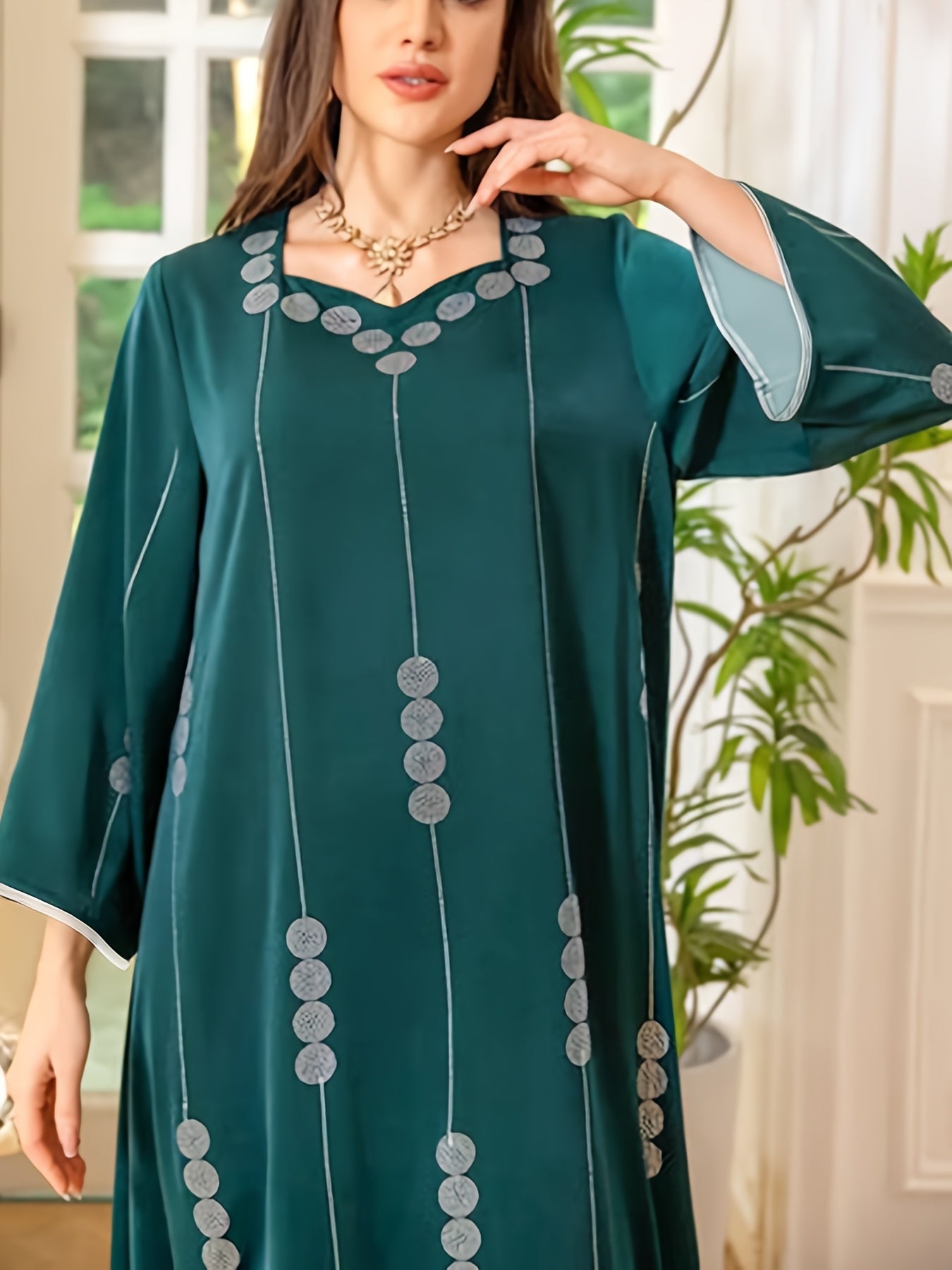 Middle Eastern Style - Simple Elegant Solid Color Square Neck Print Straight Long Sleeve Plus Size Maxi Arabic Abaya for Women