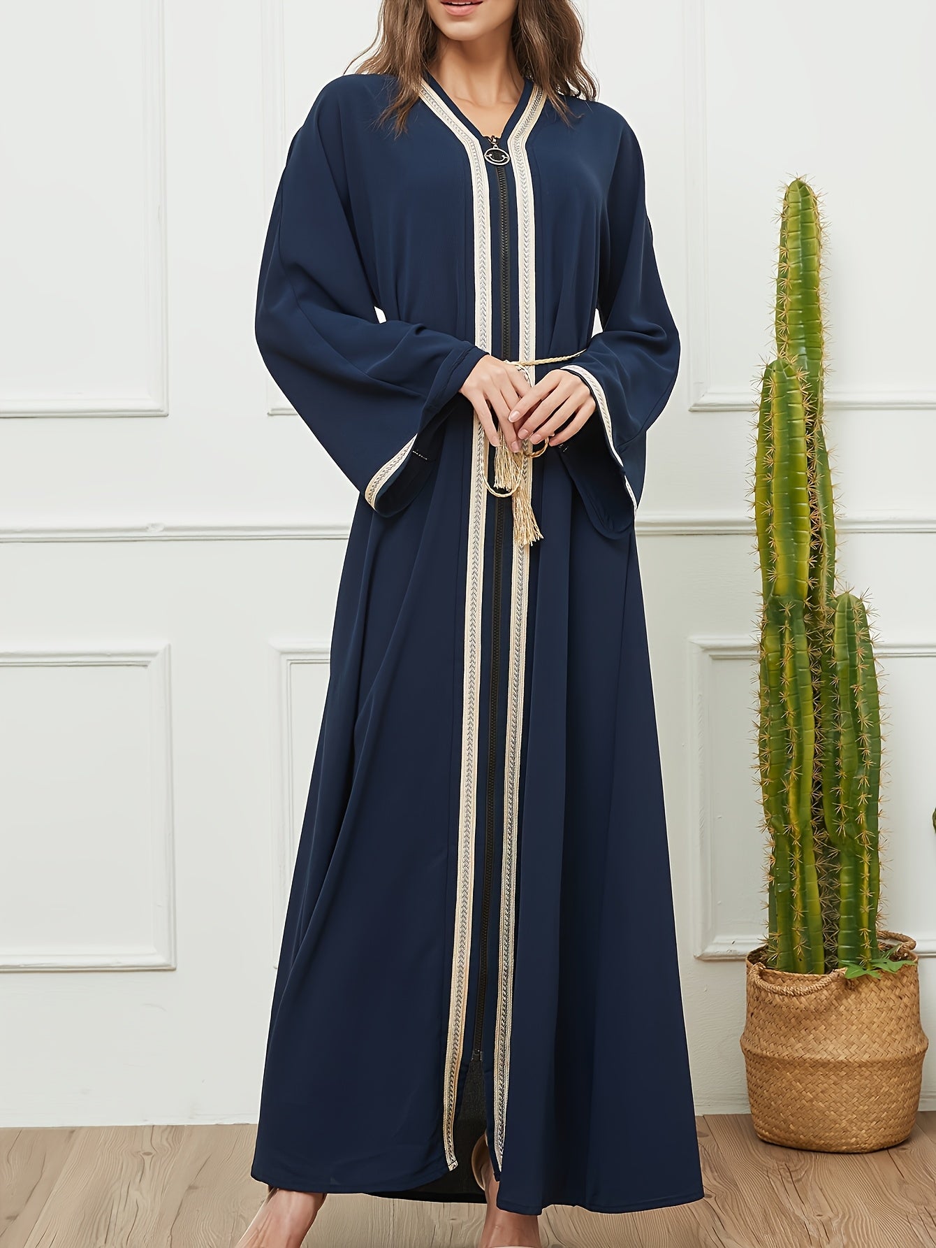 Elegant Middle Eastern Kaftan Arabic Abaya Dress - Long Sleeve Solid Color Traditional Women's Dress with Adjustable Waist Belt, All-Season Modest Wear for Casual & Formal Occasions