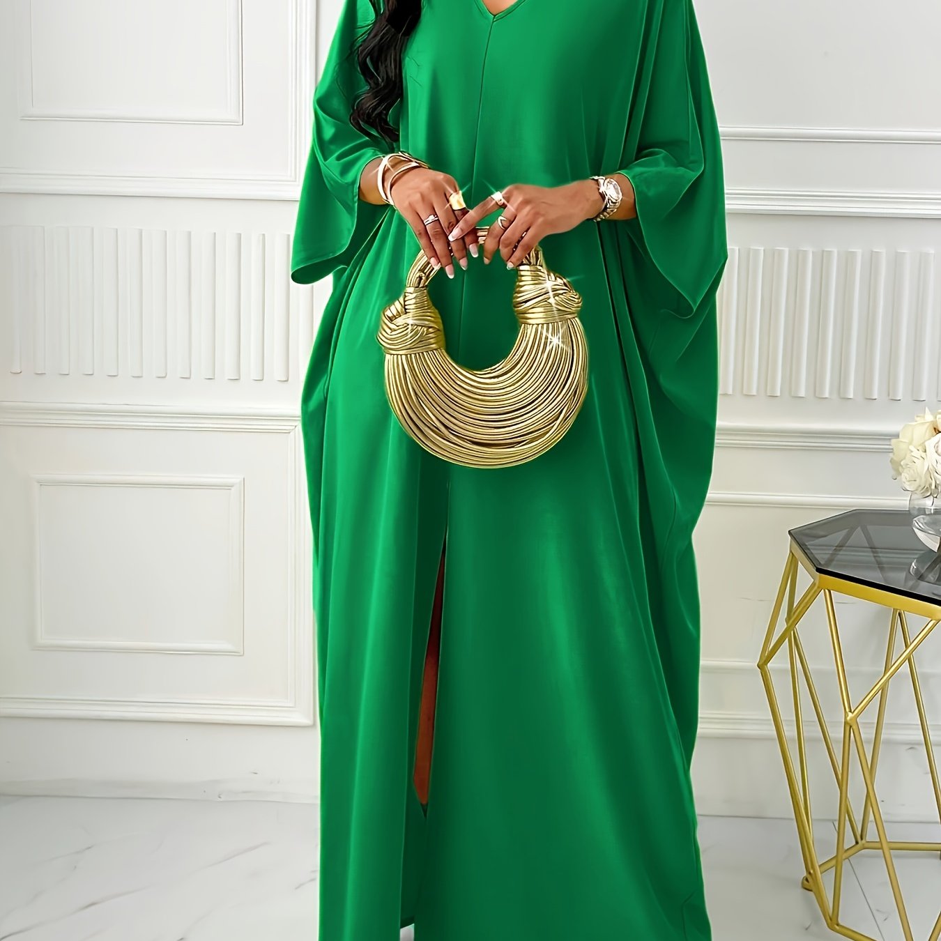 Elegant Plus Size V-Neck Batwing Sleeve Turkish Kaftan Abaya Dress | 100% Polyester Machine-Washable H-Line Silhouette for All-Season Wear with Slit Hem