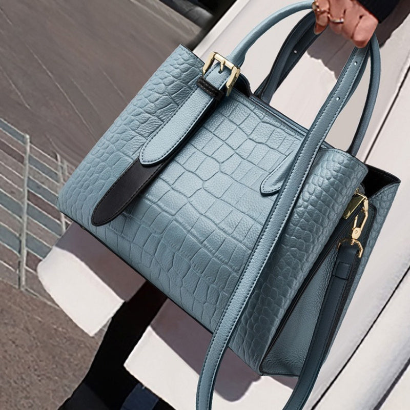 Large Capacity 2025 New Women's Bag, Genuine Leather Handbag for Women, Stylish Crossbody Commuter Women's Bag