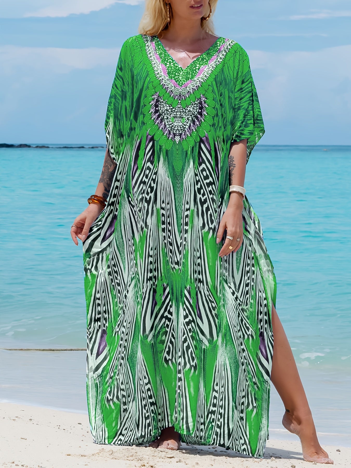 Elegant V-neck Batwing Sleeve Kaftan Abaya - Graphic Print, Maxi Length, Flowy Fit - Perfect for Ramadan and Special Occasions