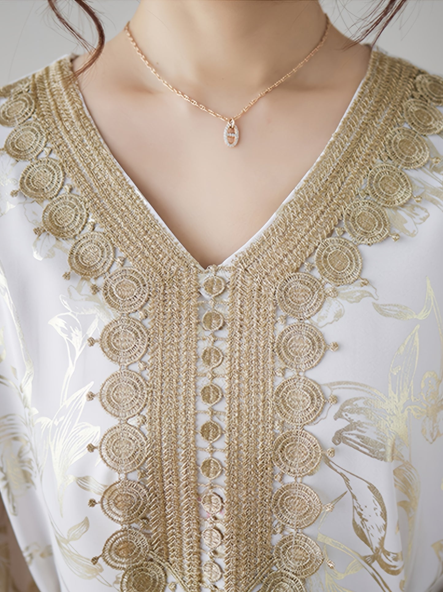 Ethnic Style Trumpet Sleeve Women's Robe V-neck Gold-stamped Embroidered Lace-up Women's Baju Abaya With Belt
