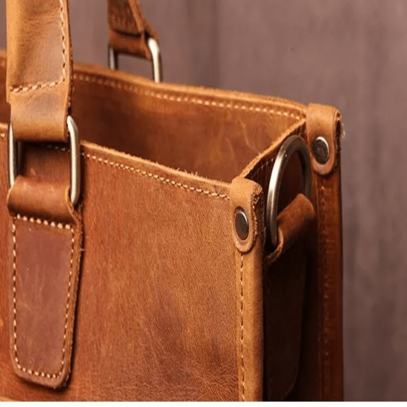 Vintage Leather Laptop & Messenger Bag - 14" Laptop Capacity, Adjustable Shoulder Strap