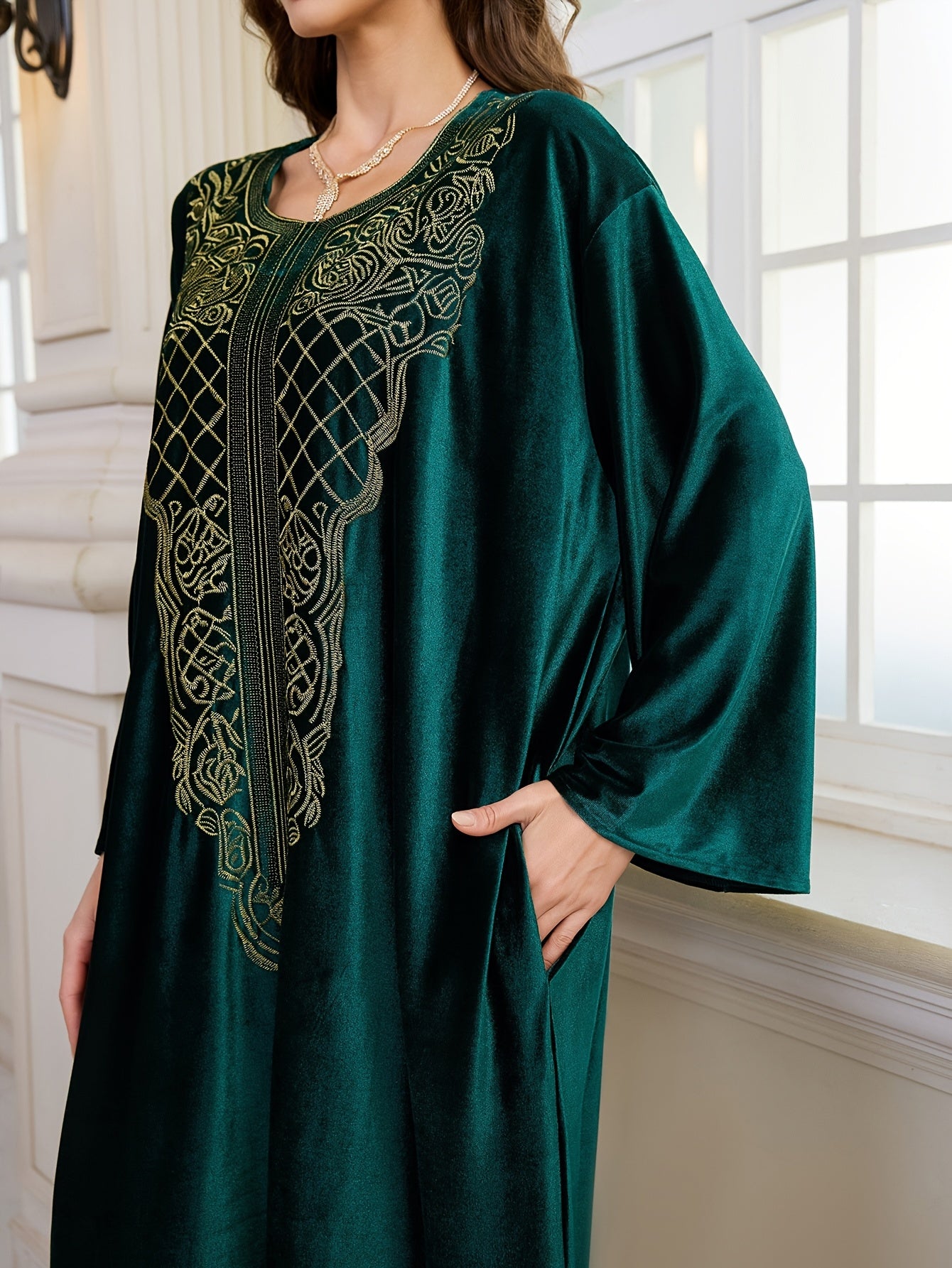 Plus Size - FY Ladies Elegant Embroidery Velvet Long Gown Loose Arabic Abaya Large Size Leisure Resort Beach Jacket Bikini Outerwear Cover-up