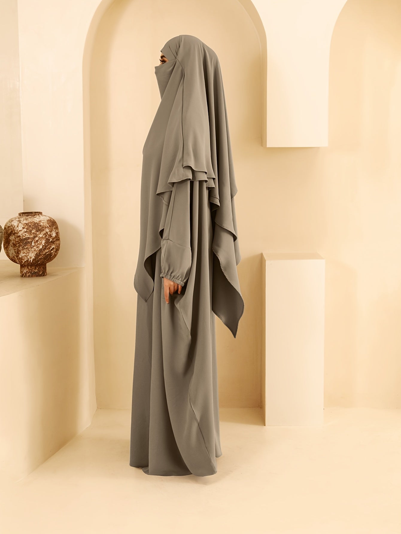 Plus Size - A Set of Elegant Plus Size Women Jilbaab Dresses, Middle East Dubai Solid Color Robe Dress Two Piece Set, Perfect for Ramadan And Islamic Prayers Abaya Femme Women Abaya Dubai Islamic Clothing Abaya Hijab Femme Prayer Jil