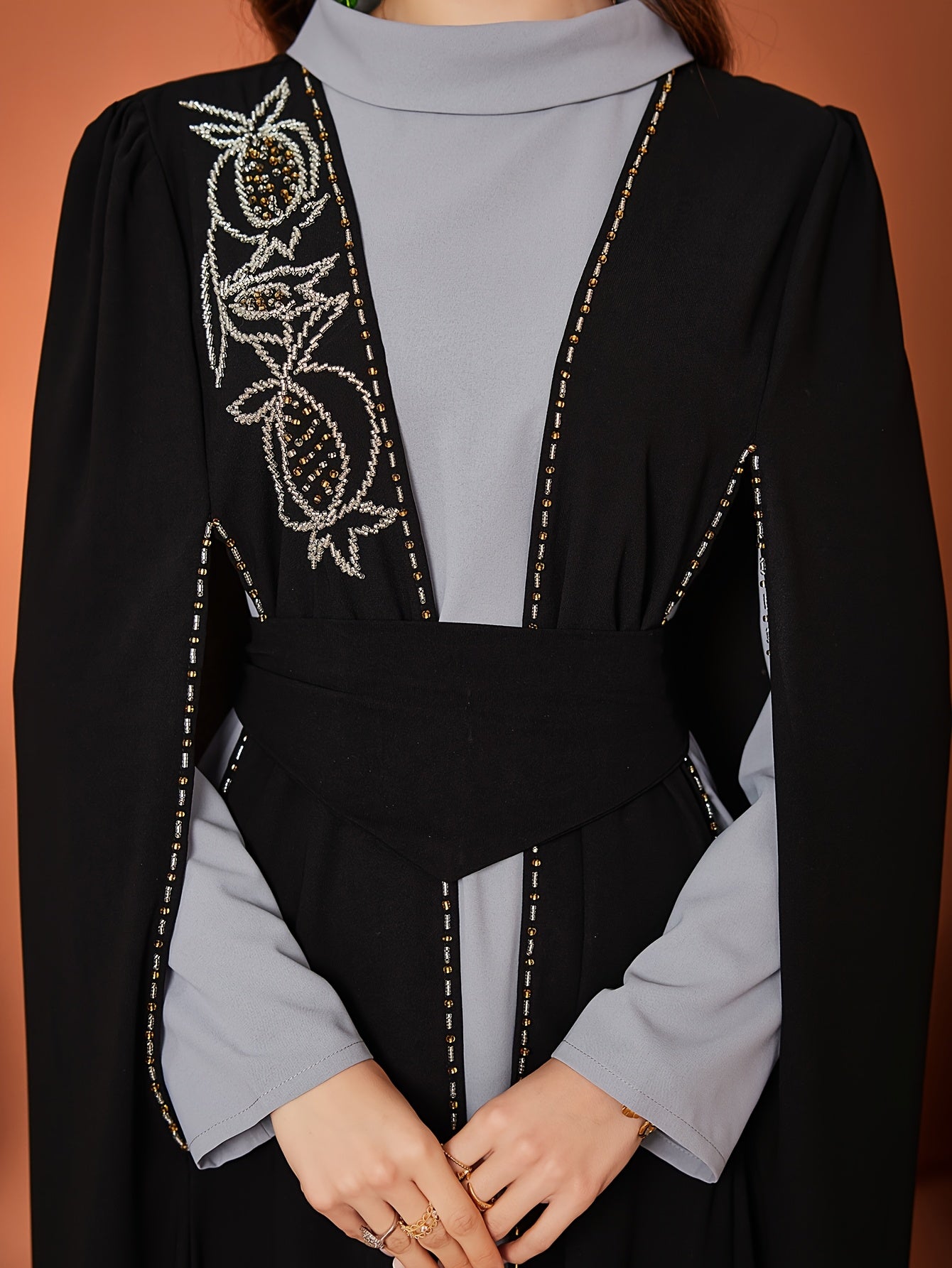 Women's Gray and Black Rhinestone Pineapple Dress Set of Two Kaftan Abaya