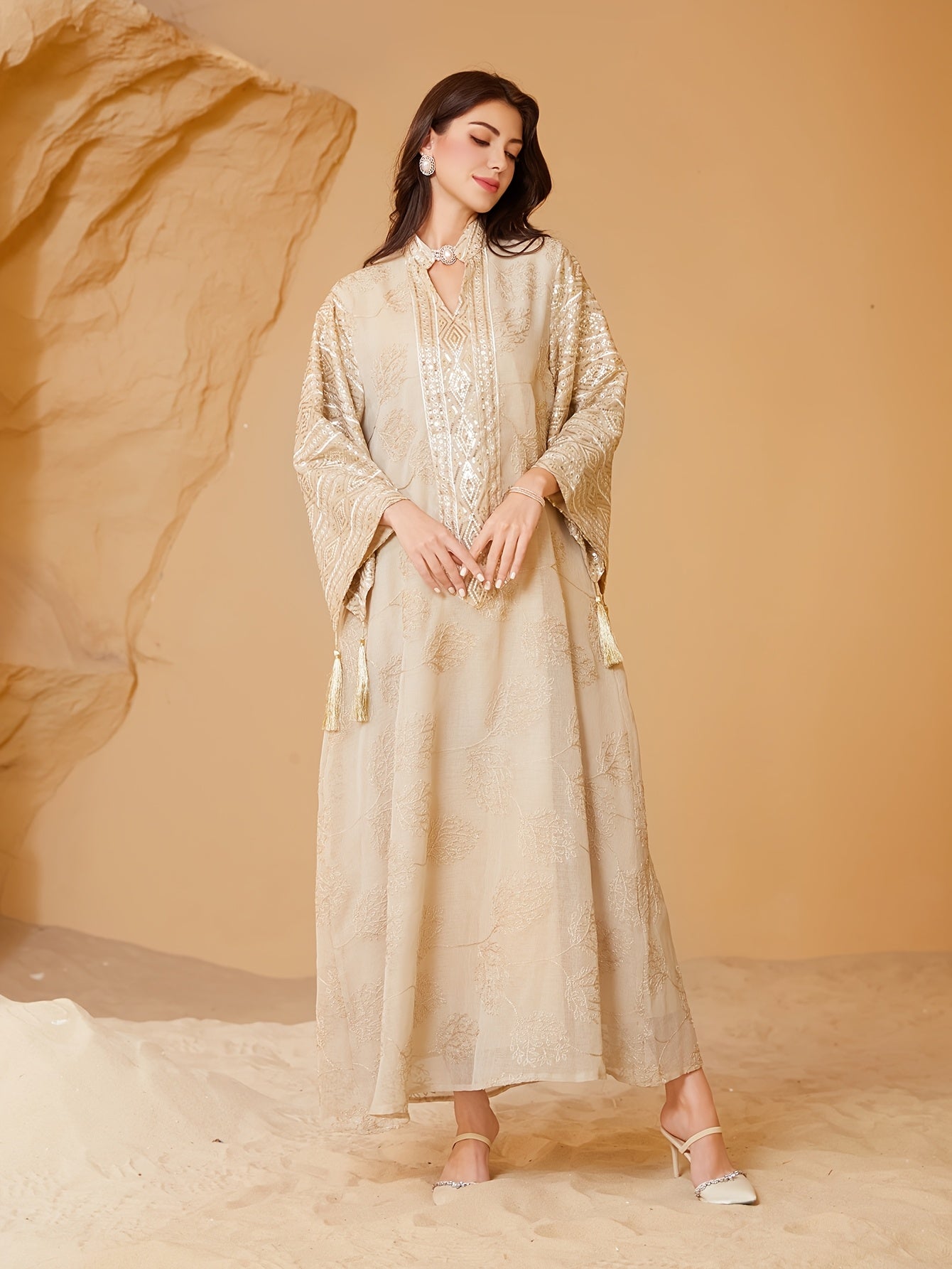 Oriental Middle Eastern Muslim Eid New Style Dress Women's Abaya V-Neck Regular Fashion Slit Sleeve Mesh Embroidery Beaded Craft Evening Gown Jalabiya Turkish Evening Wear Abaya