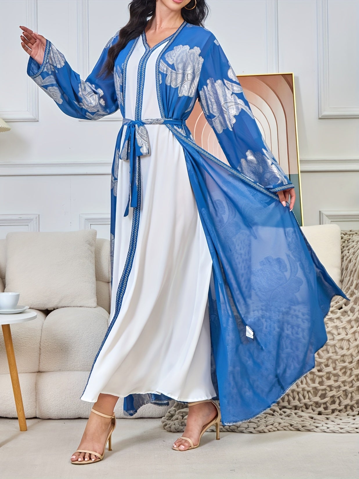Ready-To-Wear Middle Eastern Arab Women's Clothing, V-Neck Long-Sleeve Kimono Abaya Two-Piece Set with Golden Foil Dress for European And American Markets.