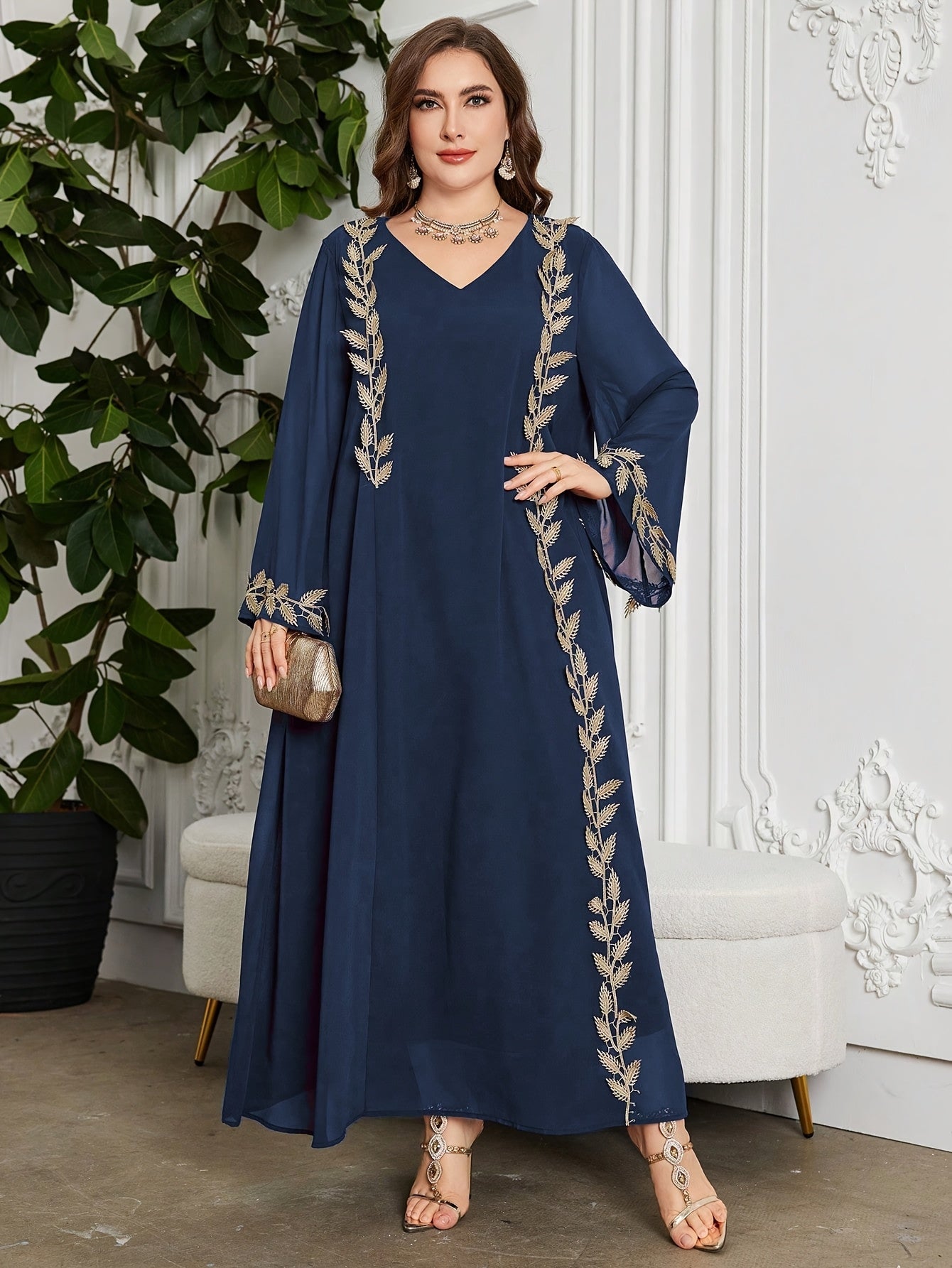 Plus Size, Women's V-Neck Long Sleeve Golden Embroidered Ribbon Chiffon Loose Casual Comfortable Elegant Daily Party Plus Size Arabic Abaya Dress, Modest Kaftan