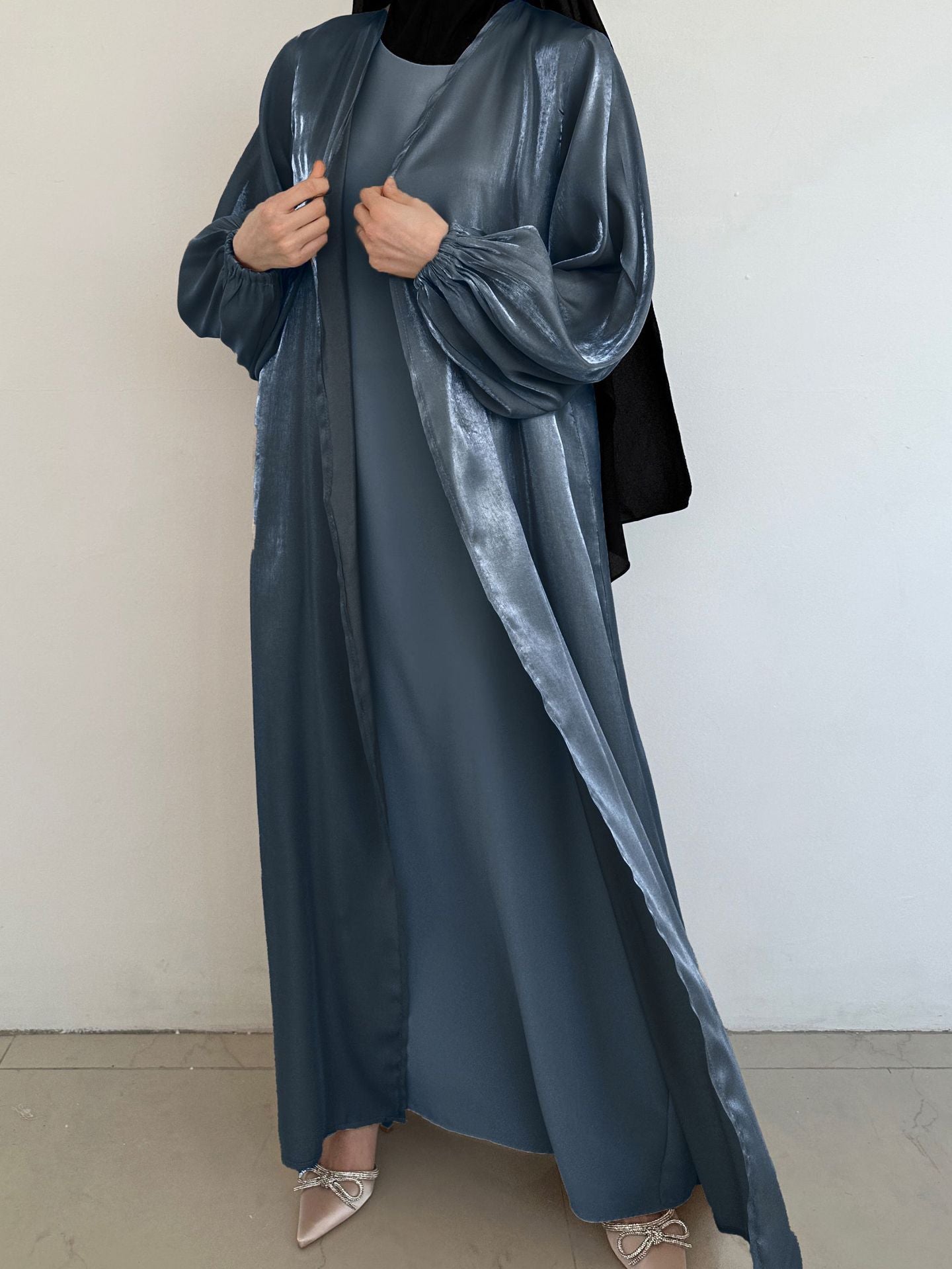 Plus Size, Middle Eastern Modest Muslim Fashionable Bright Silky Satin Solid Color Belt Bat Sleeve Arabic Abaya European and American Large Size Women's Clothing