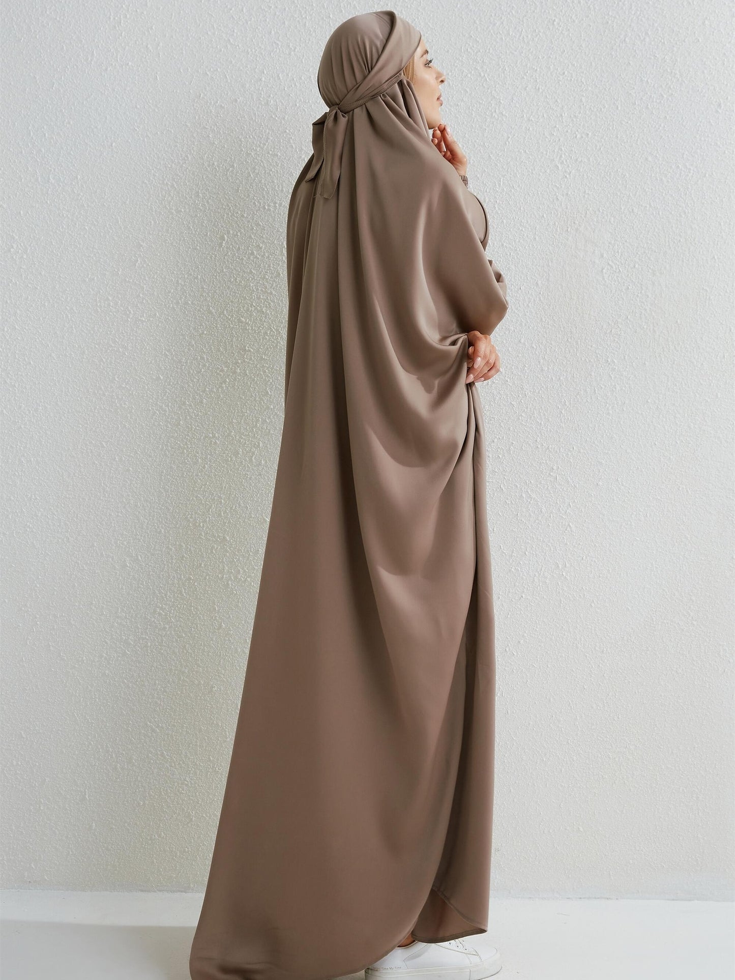 Women's Modest Jibab Abaya Dress with Hijab - Batwing Sleeves & Smocking Detail, Full-Length Prayer Robe, Islamic Clothing, Machine Washable Solid Color for Ramadan & Daily Wear, Allseason Robe, Hshaped Silhouette, Nontransparent F