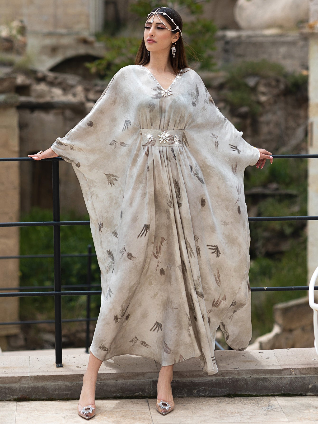 Elegant Turkish Long Tunic with Hand-Stitched Rhinestone Embellishments, Metallic Sheen Soft Fabric Abaya, Floral Pattern, Long Sleeve, Regular Fit for Women - Ideal for Parties & Gatherings, Party Attire