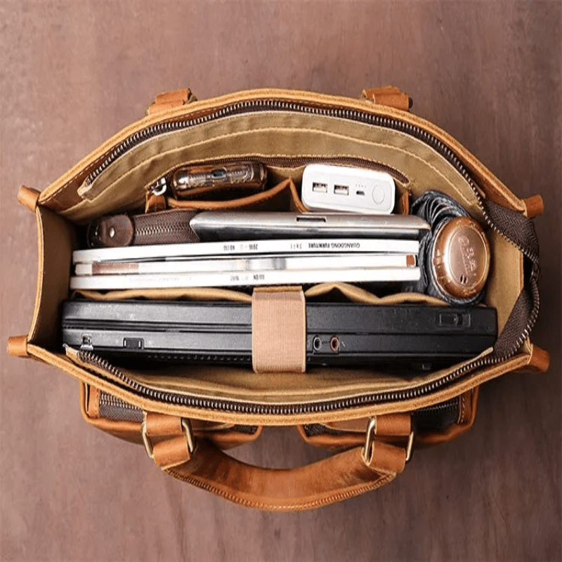 Vintage Leather Laptop & Messenger Bag - 14" Laptop Capacity, Adjustable Shoulder Strap