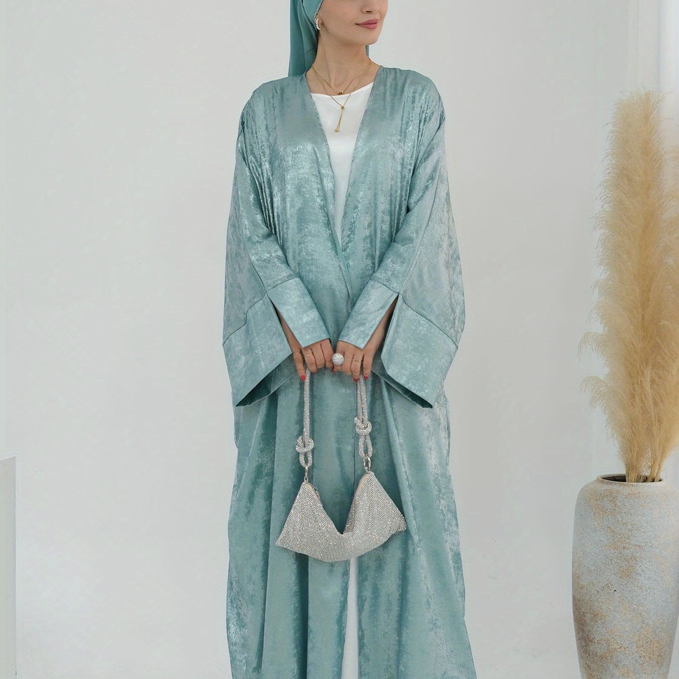 Women's Elegant Lightweight Shimmering Imitation Satin Open Abaya - Gradient Color Loose Fit Batwing Sleeves, No Belt Needed, Machine Washable for Ramadan & All Seasons, Modest Apparel