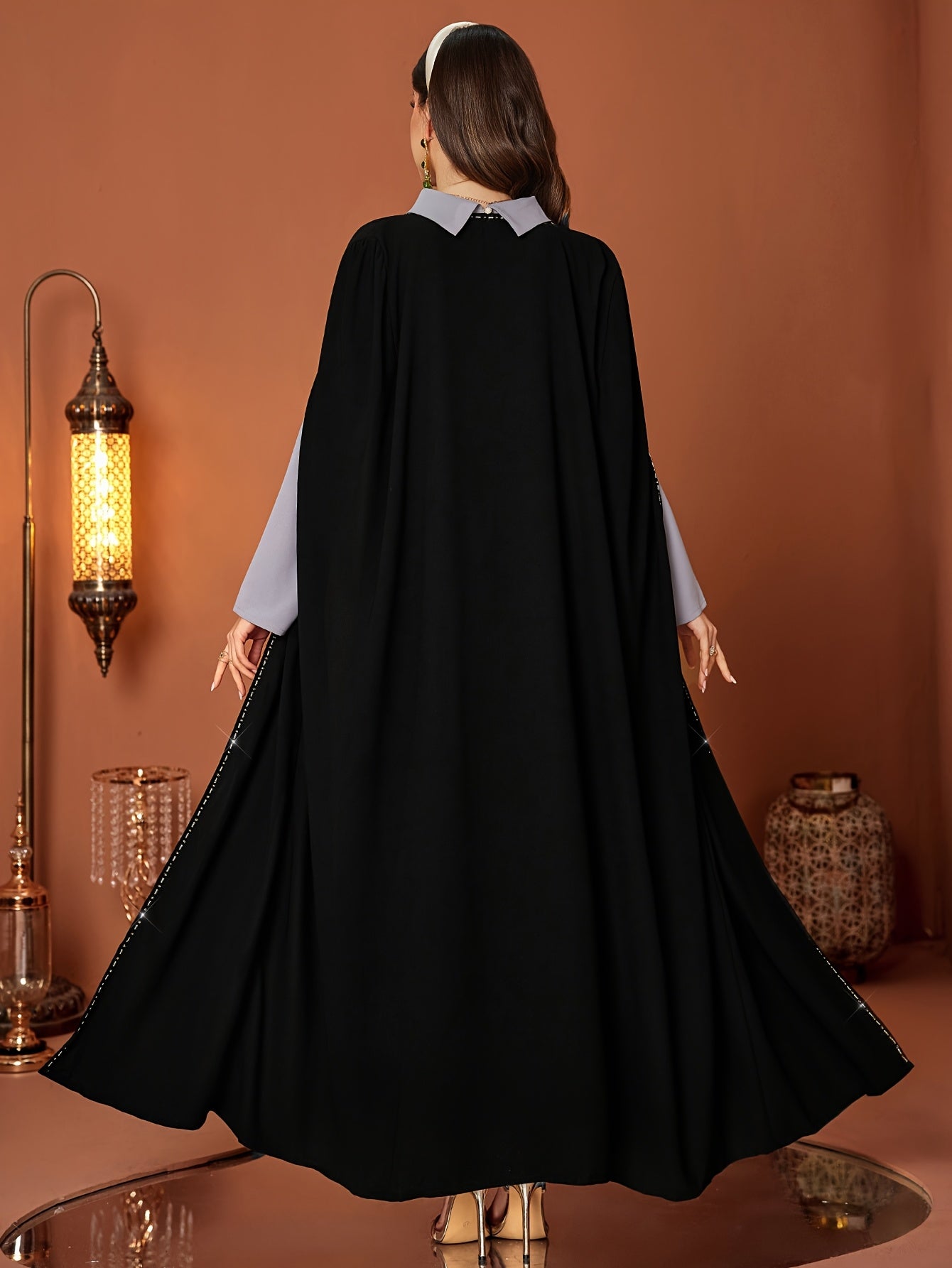 Women's Gray and Black Rhinestone Pineapple Dress Set of Two Kaftan Abaya